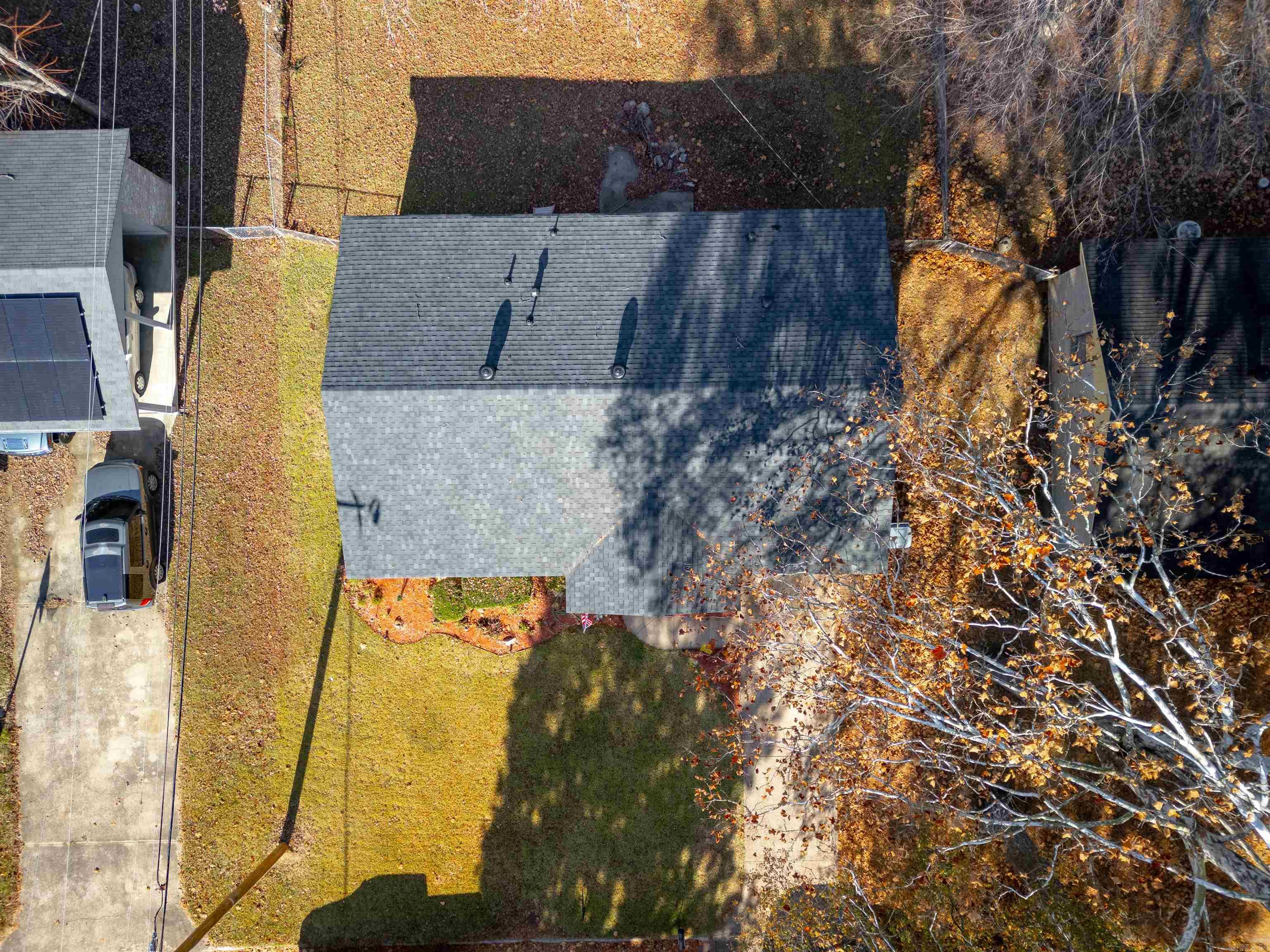 TWIN LAKES - Residential