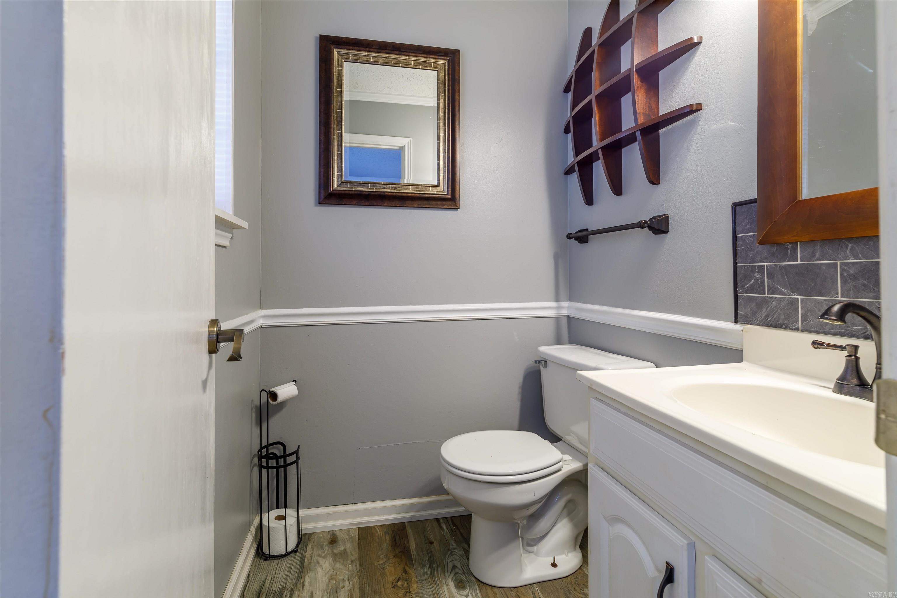 TWIN LAKES - Residential