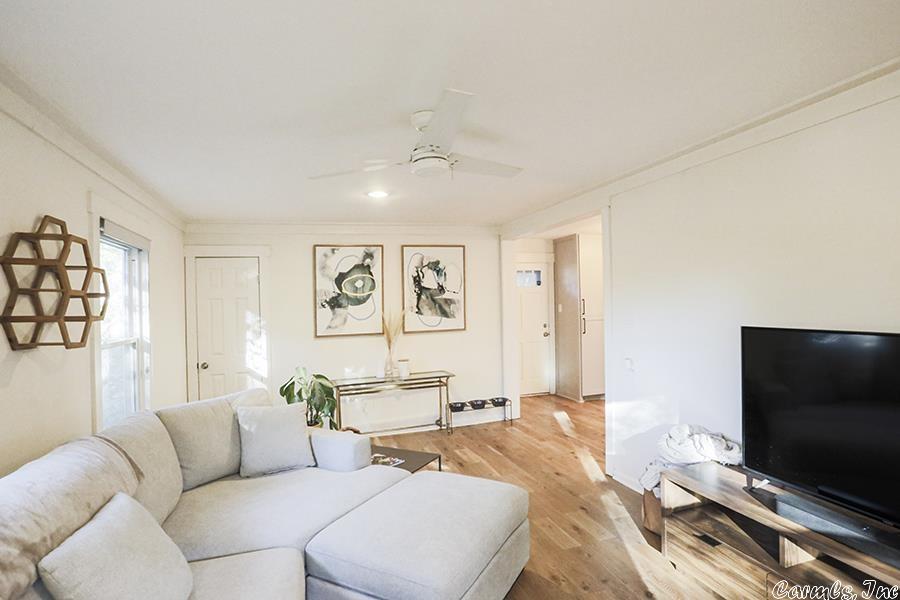 LINCOLN PARK - Residential