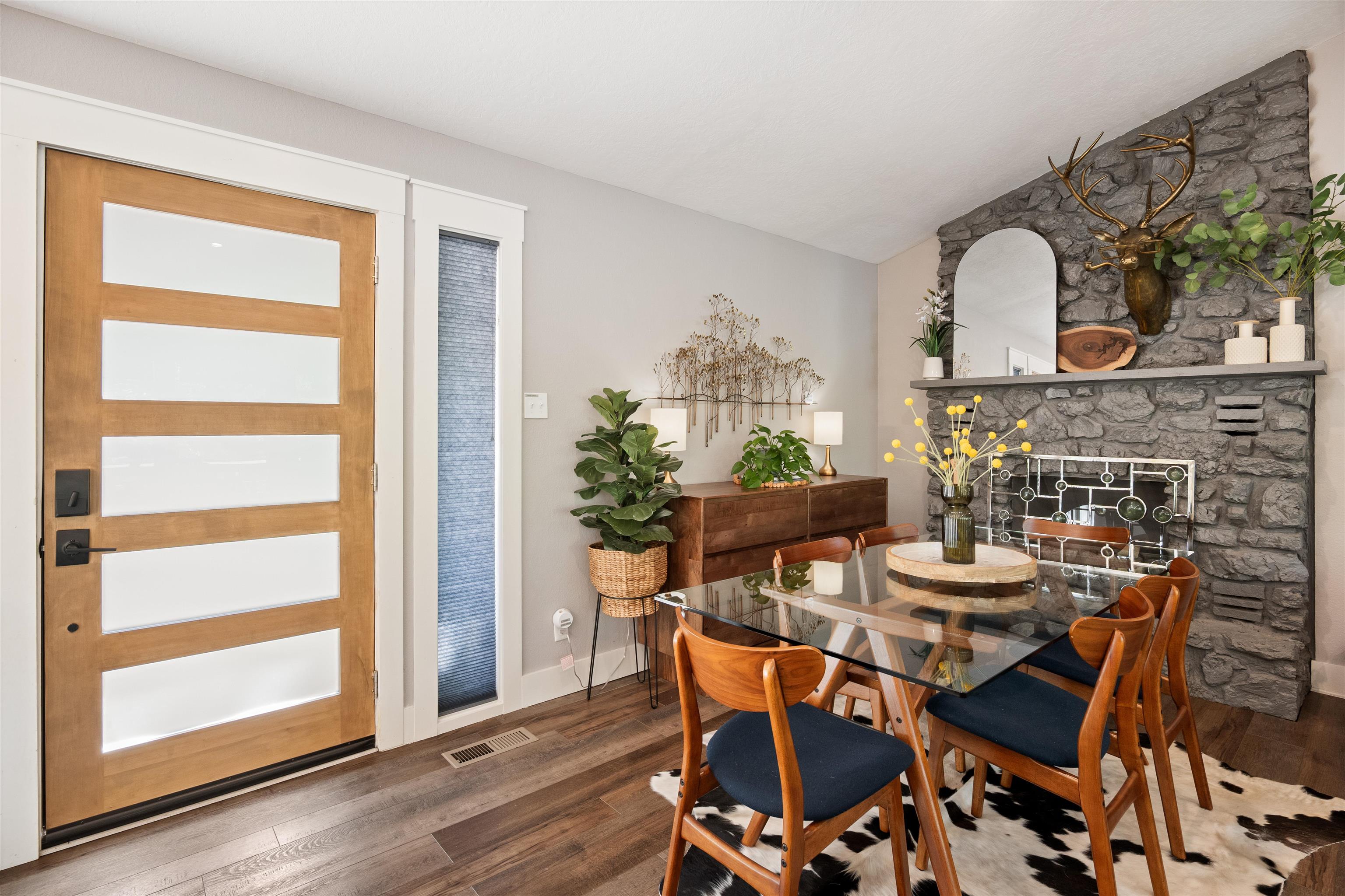 THUNDERBIRD - Residential