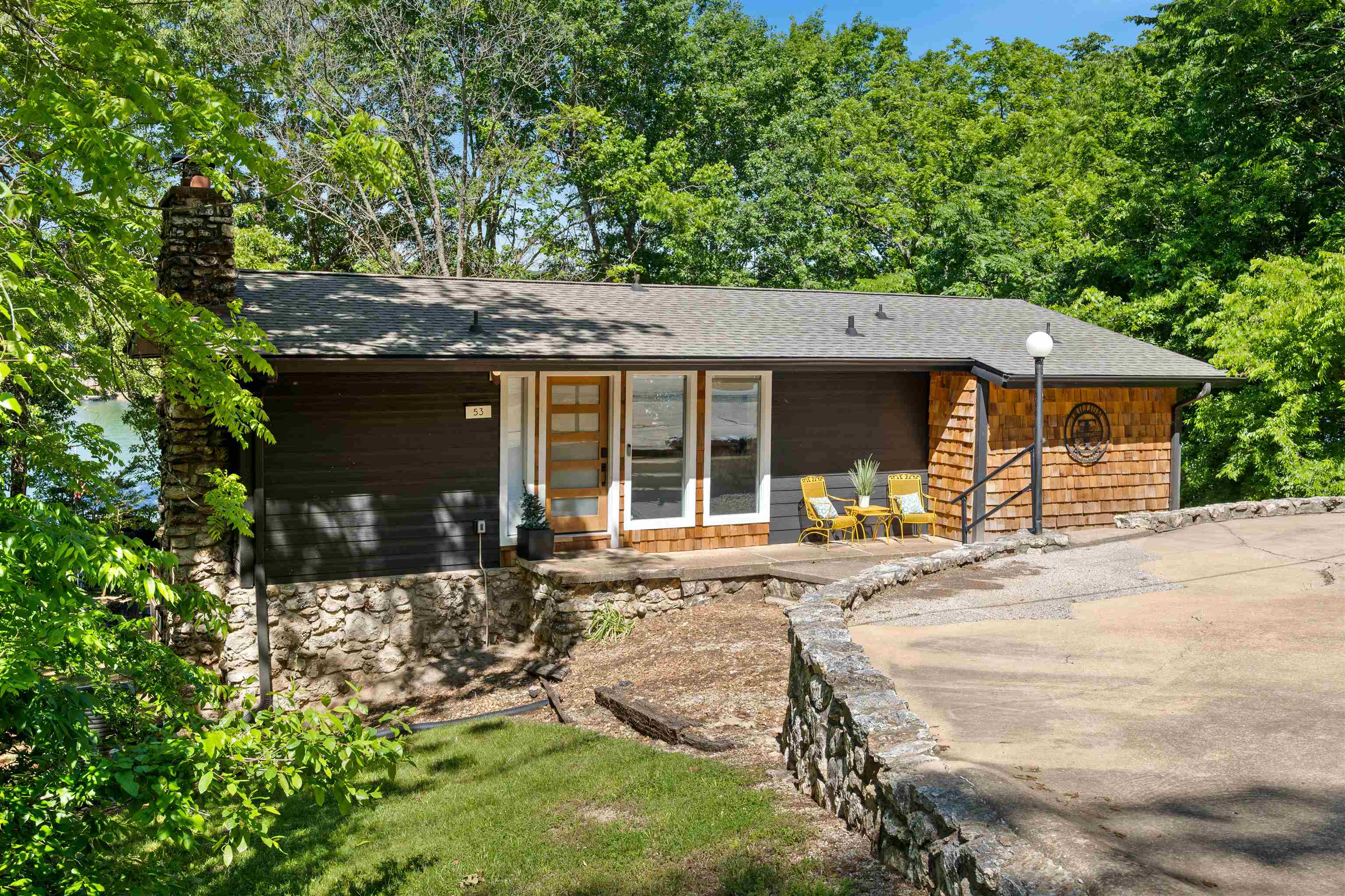 THUNDERBIRD - Residential