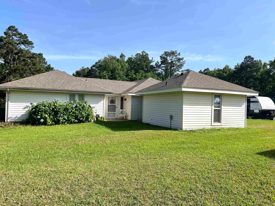 Don’t miss out on this opportunity. This house sits in a spacious, well established neighborhood approximately 4 miles from the commercial center of Monticello. With 5.75 acres of land, this property contains both a secluded swimming pool for those hot summer days, and a good sized pond which was recently stocked.  The 1800 square foot house is 3 bedroom and 2 bath with vaulted ceilings and finished flooring. There is a wood deck overlooking the pool and back yard for entertainment and leisure.