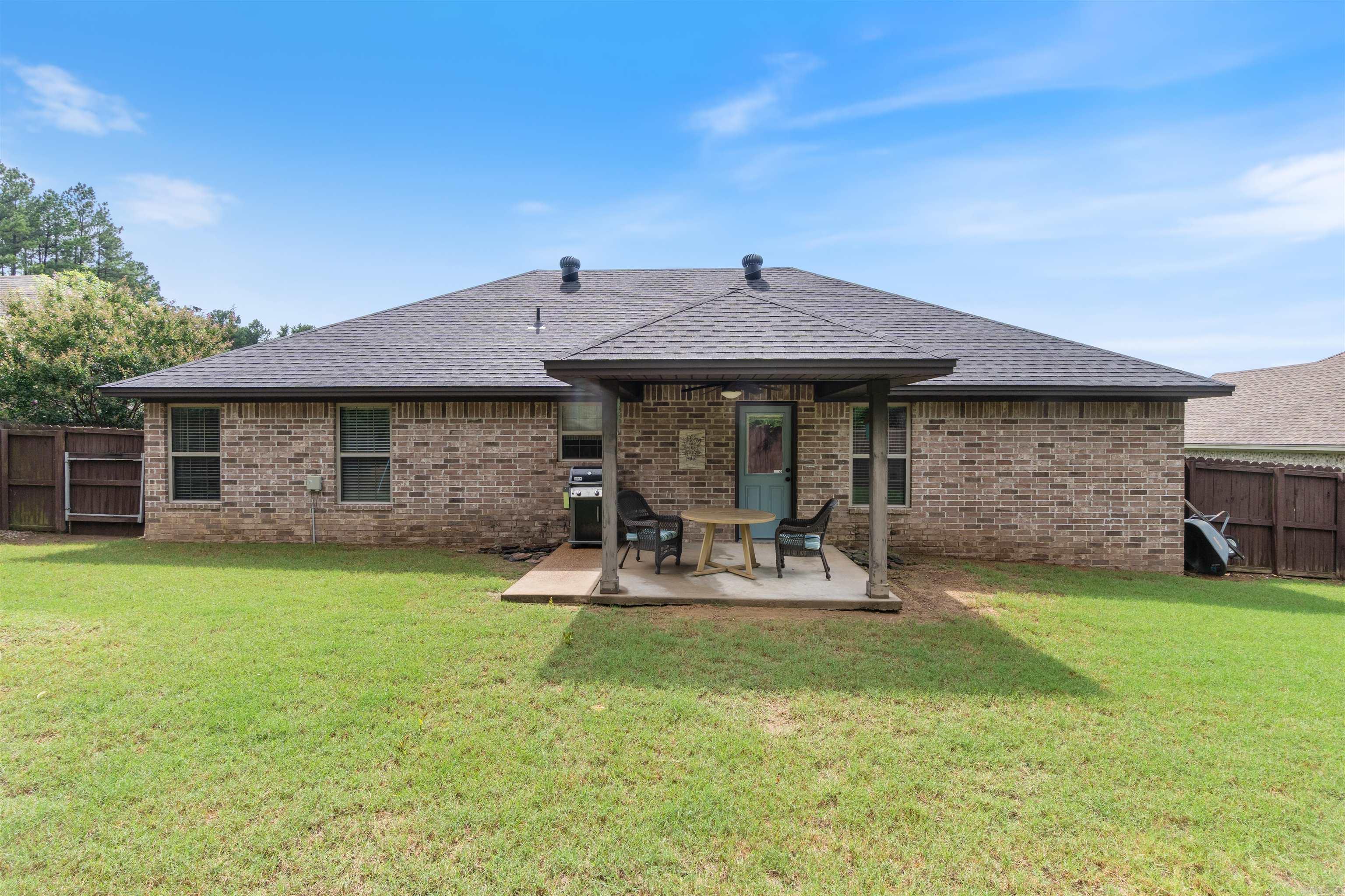 RIDGEWOOD S/D - Residential