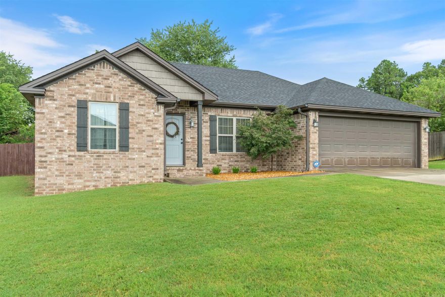 Stunning home in one of Searcy's most desirable neighborhoods! This meticulously maintained property offers the perfect blend of comfort and convenience. Step into an open floor plan filled with natural light, streaming through large living room windows. Elegant upgraded crown molding adds a refined touch that truly sets this home apart. The spacious kitchen and dining area features stainless steel appliances and ample cabinet space—ideal for everyday living and entertaining. The split-bedroom layout provides privacy, with the primary suite tucked away at the back of the home. Enjoy two closets between the primary bedroom and en-suite bathroom—no more fighting for space! Additional highlights include new flooring installed in 2020 and a brand-new roof in 2024. Don’t miss your chance to own this beautiful home in a sought-after location!