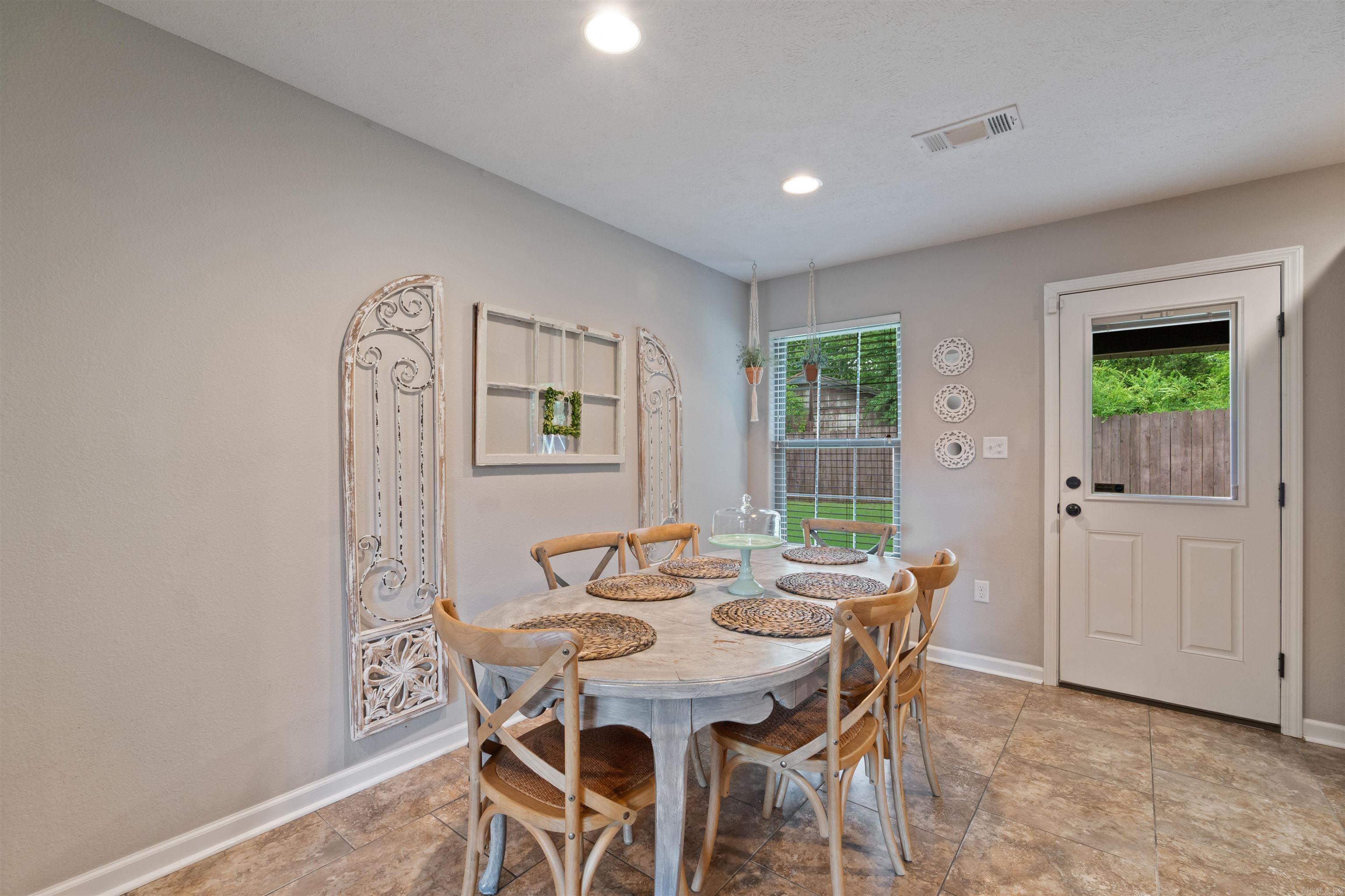 RIDGEWOOD S/D - Residential