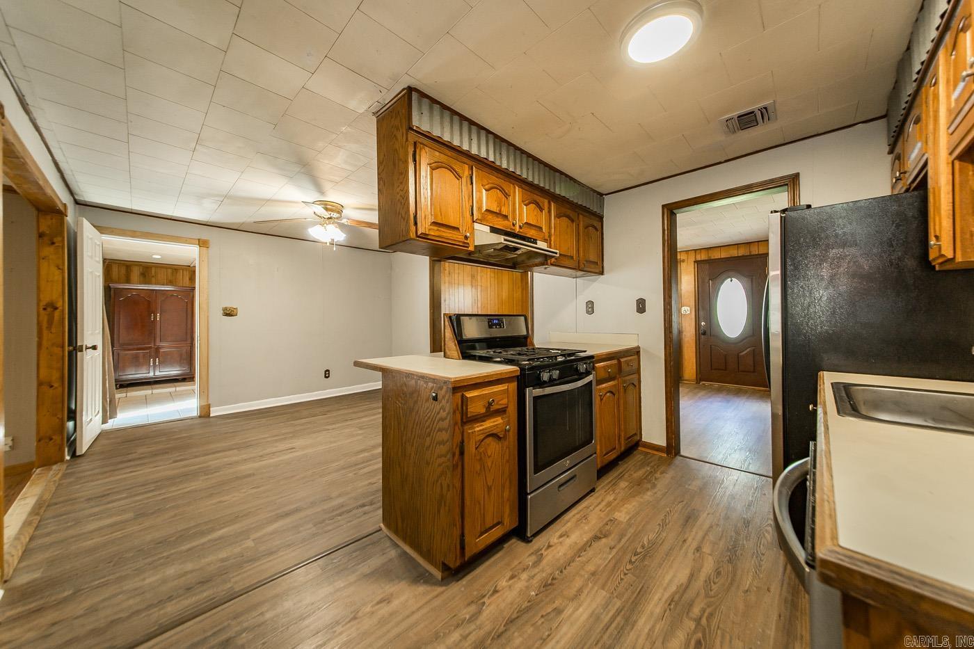 WATSON MANOR - Residential