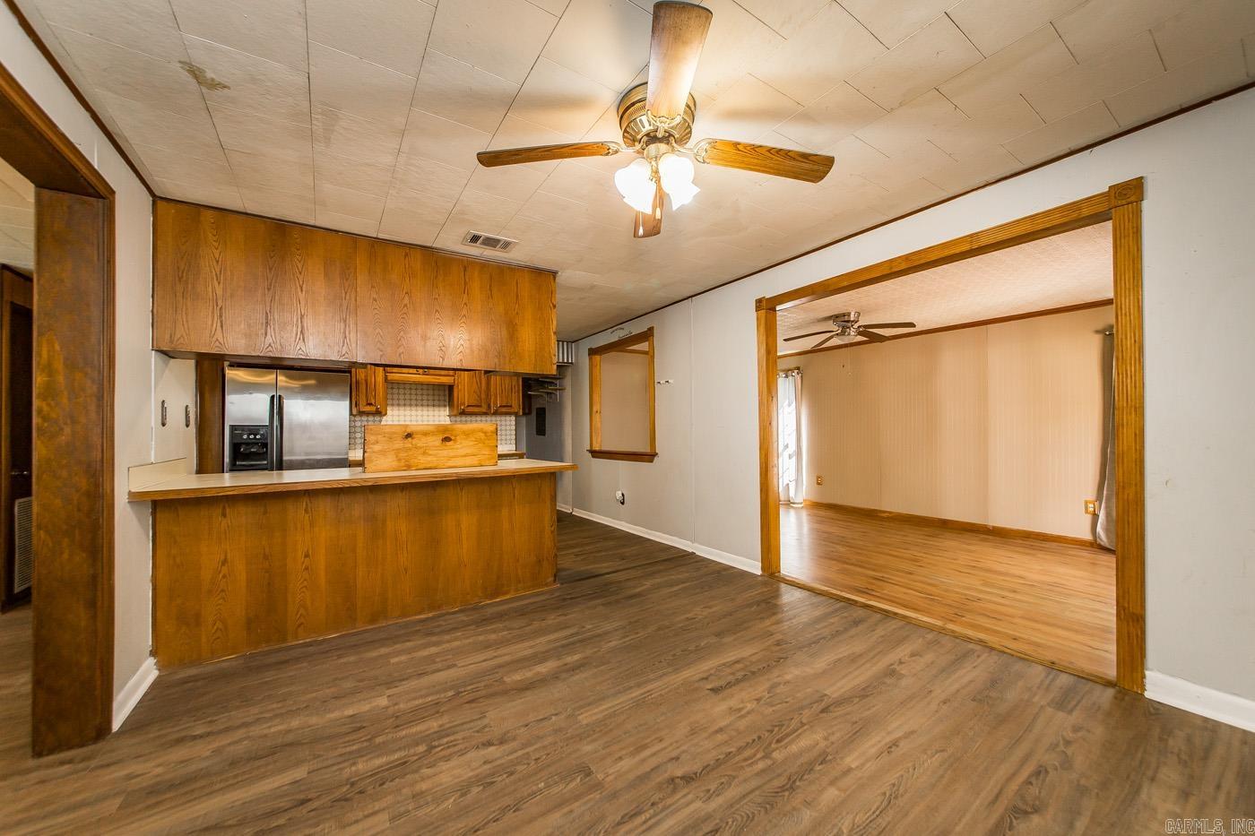 WATSON MANOR - Residential