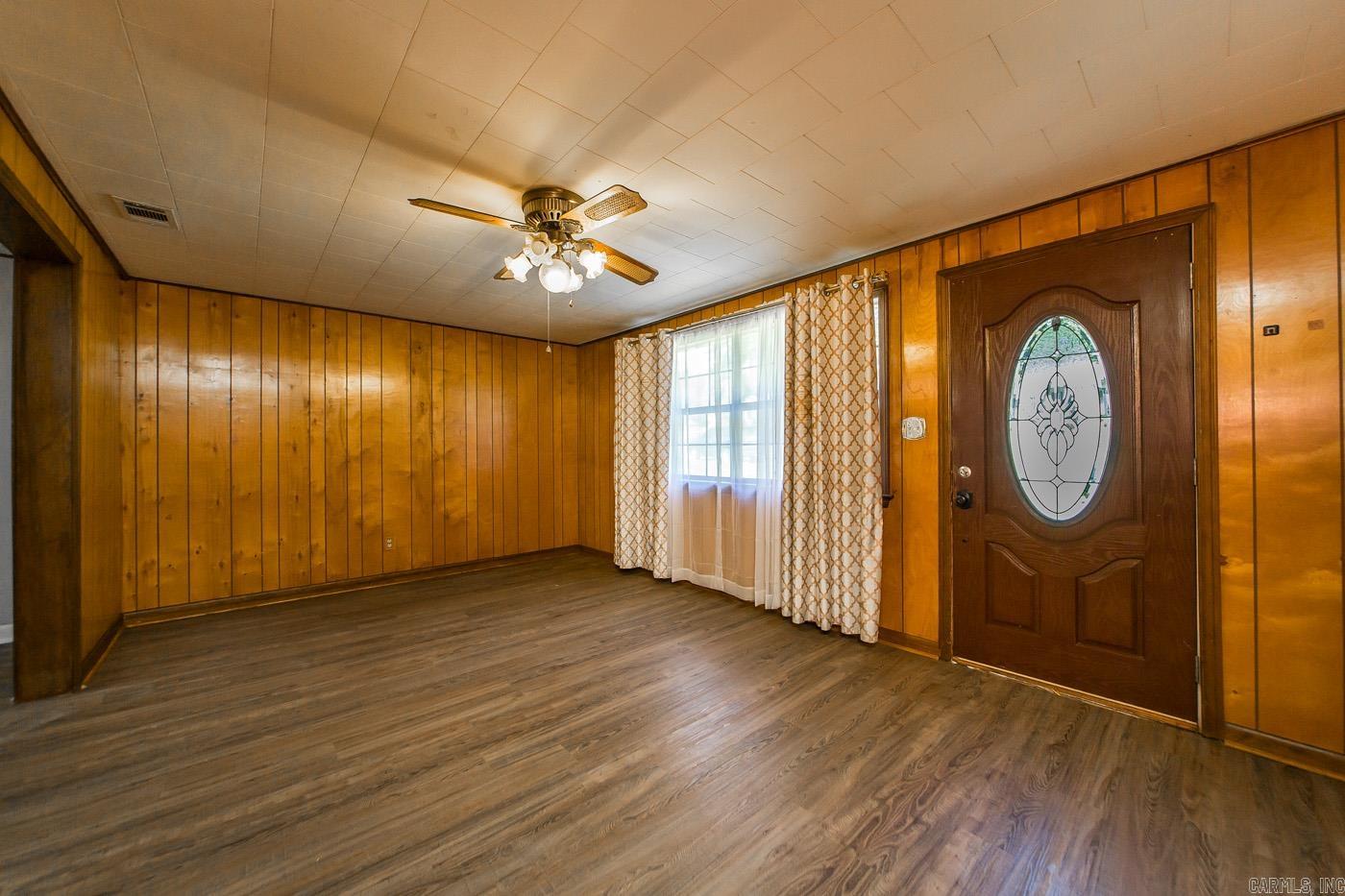 WATSON MANOR - Residential