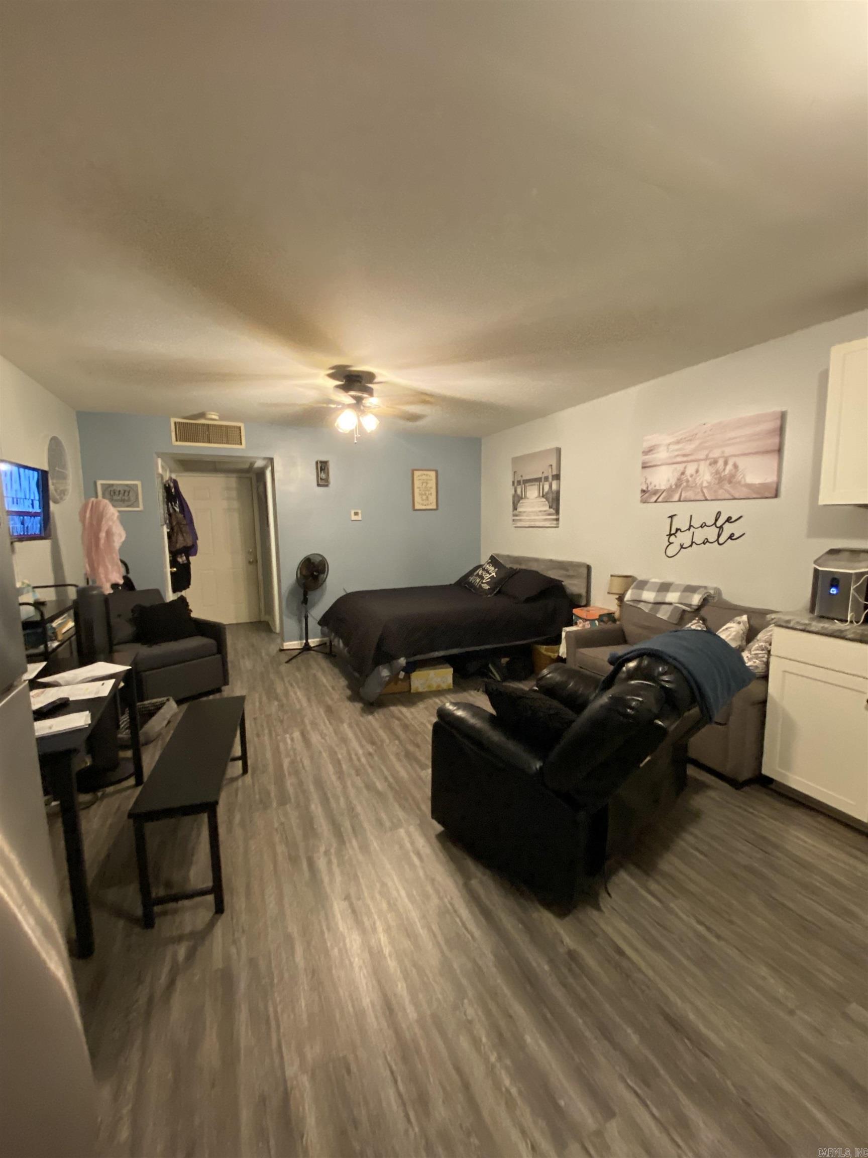 SUMMERHILL PLACE CONDOS - Residential