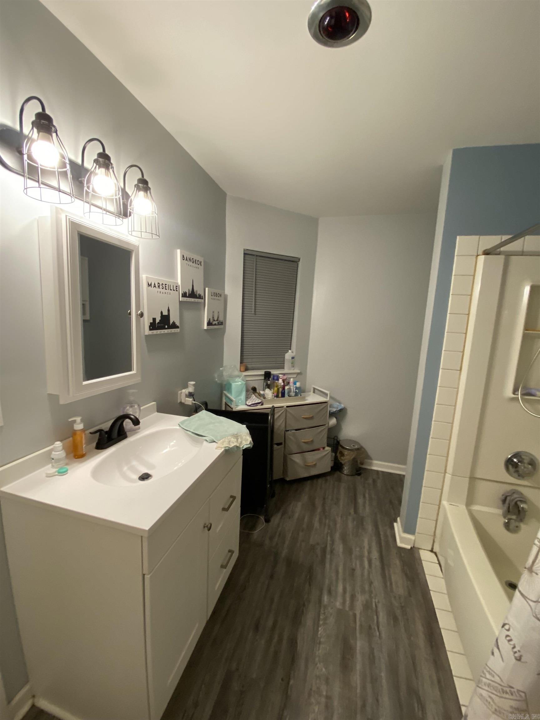 SUMMERHILL PLACE CONDOS - Residential