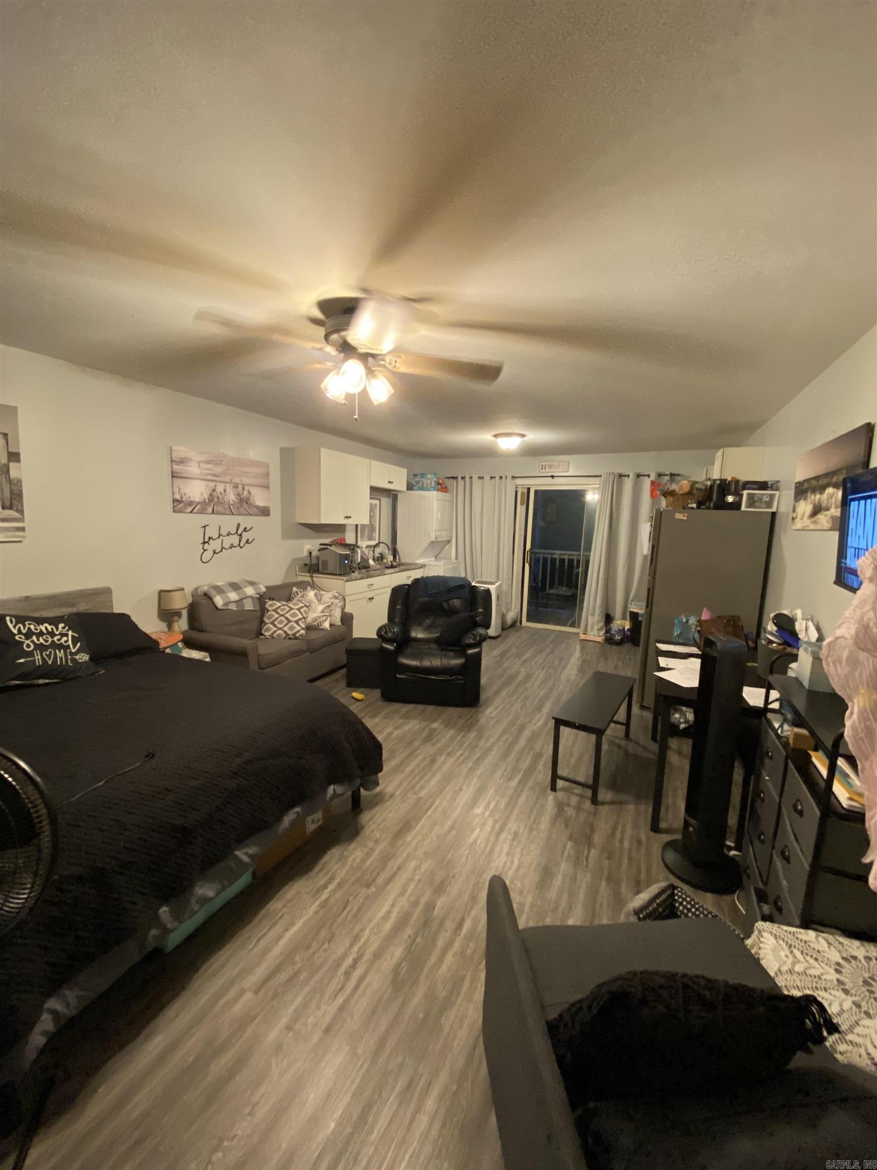 SUMMERHILL PLACE CONDOS - Residential