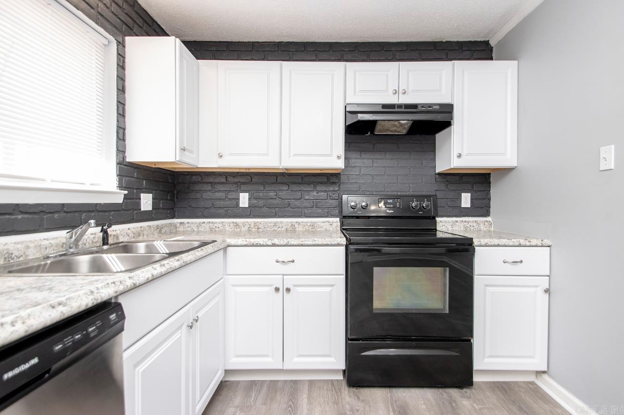Meadowlark - Residential Lease