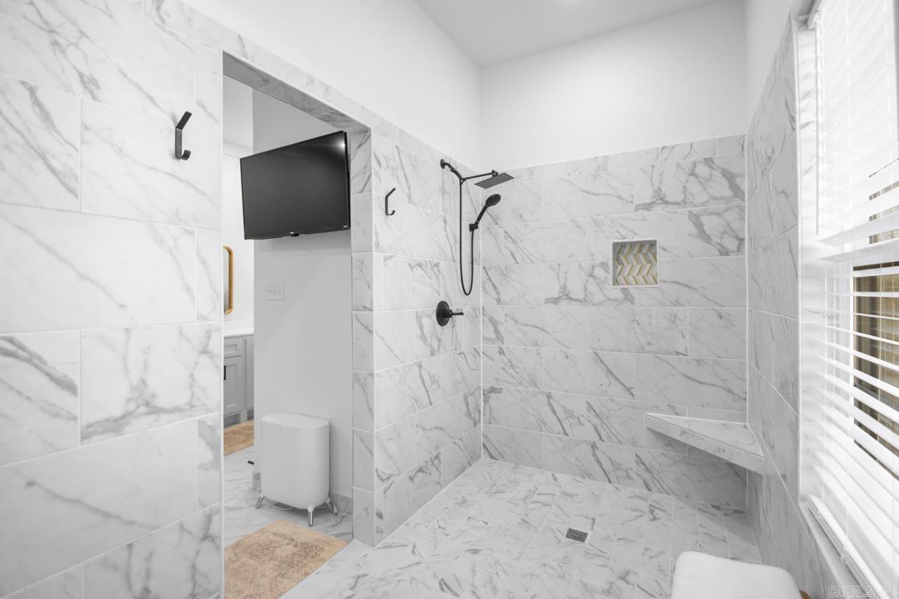 Seven Pointe Lake - Residential