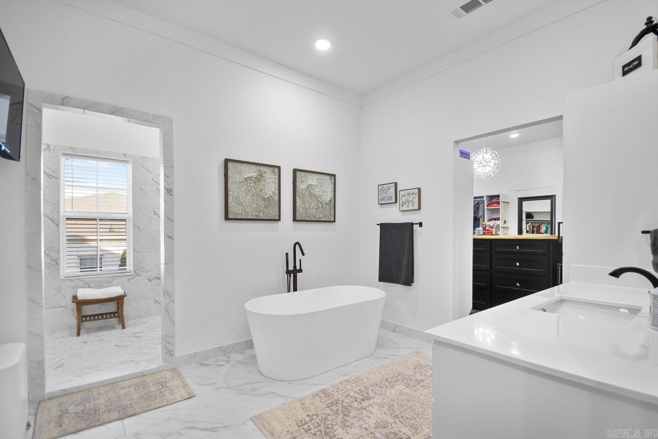 Seven Pointe Lake - Residential