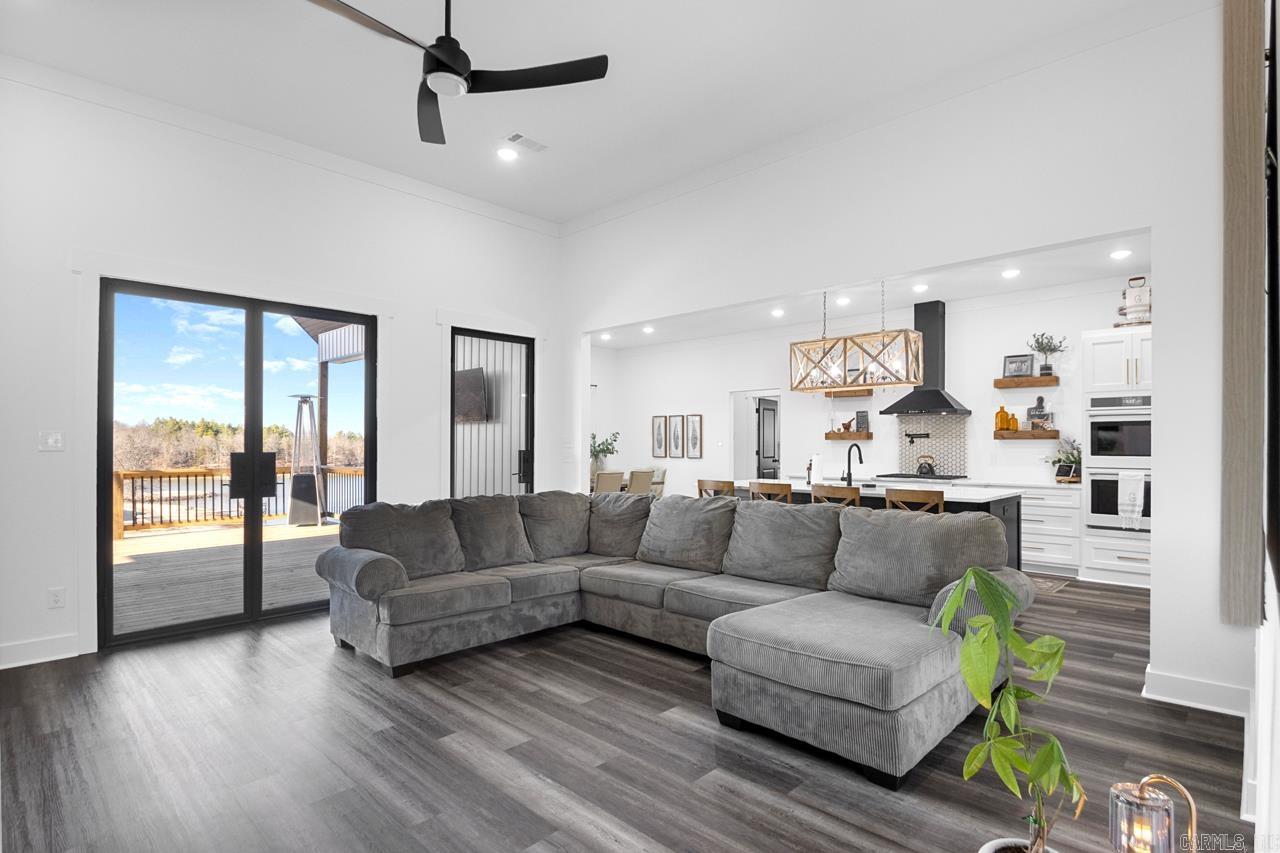 Seven Pointe Lake - Residential