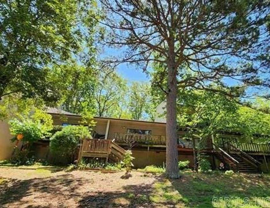 This 1-bedroom condo is conveniently situated within walking distance of the popular Cool Pool. Finding a 1-bedroom unit like this is a true rarity. Spanning just under 800 sq ft, it has a semi-open floor plan and comes partially furnished. You have the option to utilize it as a nightly rental or relish it as your permanent residence. Don't miss out on this exceptional opportunity! Call for your tour today