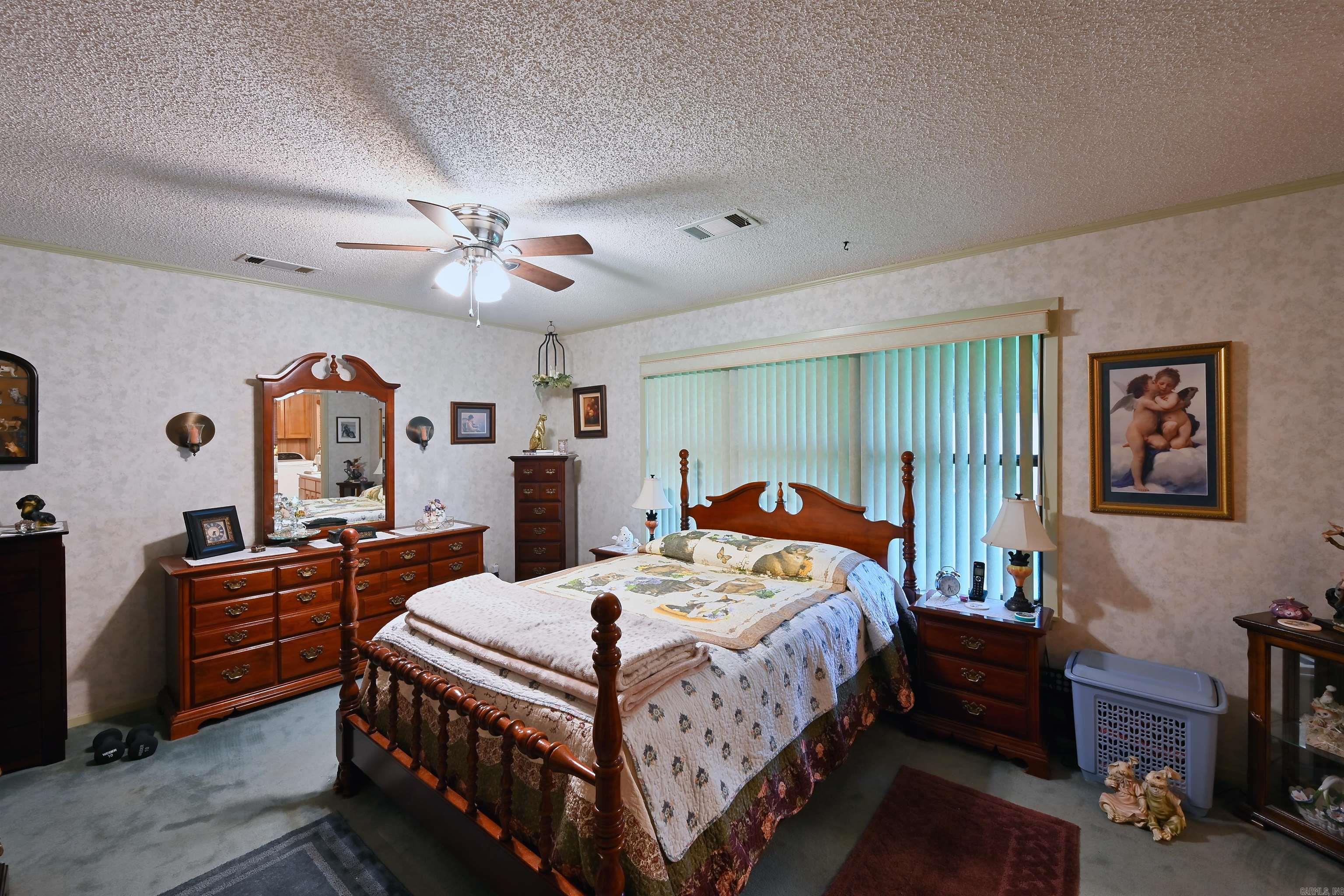 CATHERINE SHORES - Residential