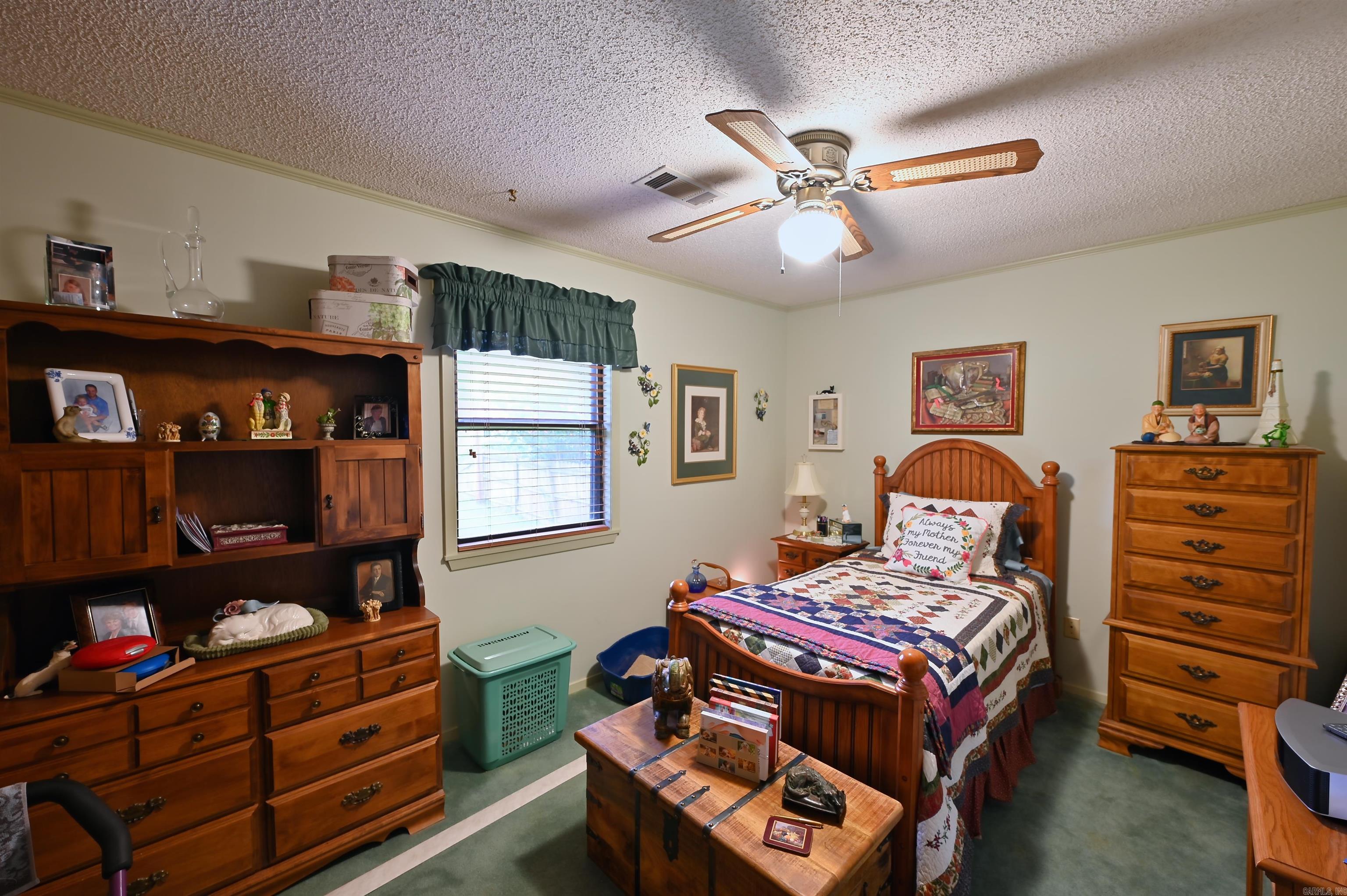 CATHERINE SHORES - Residential