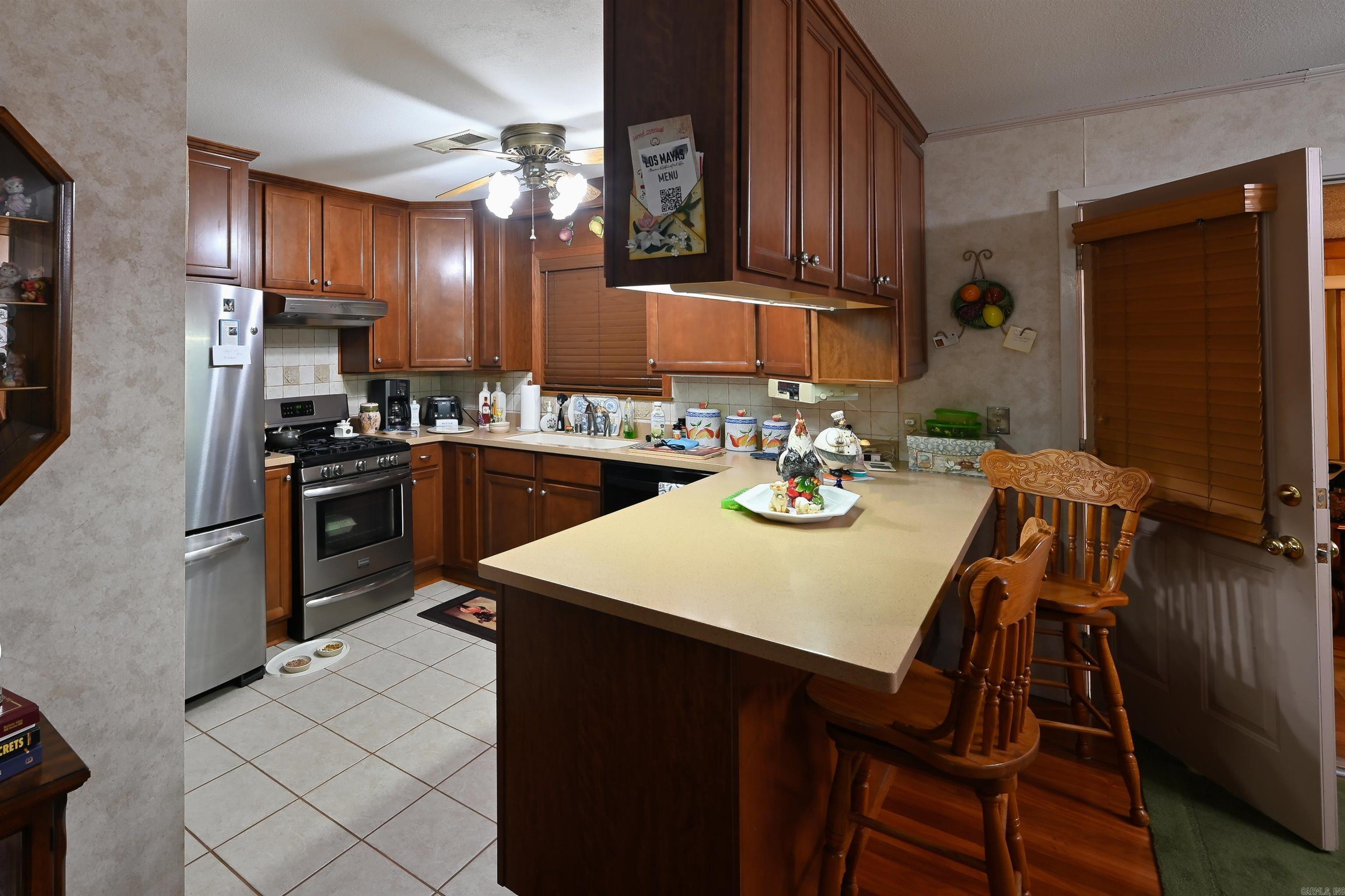 CATHERINE SHORES - Residential