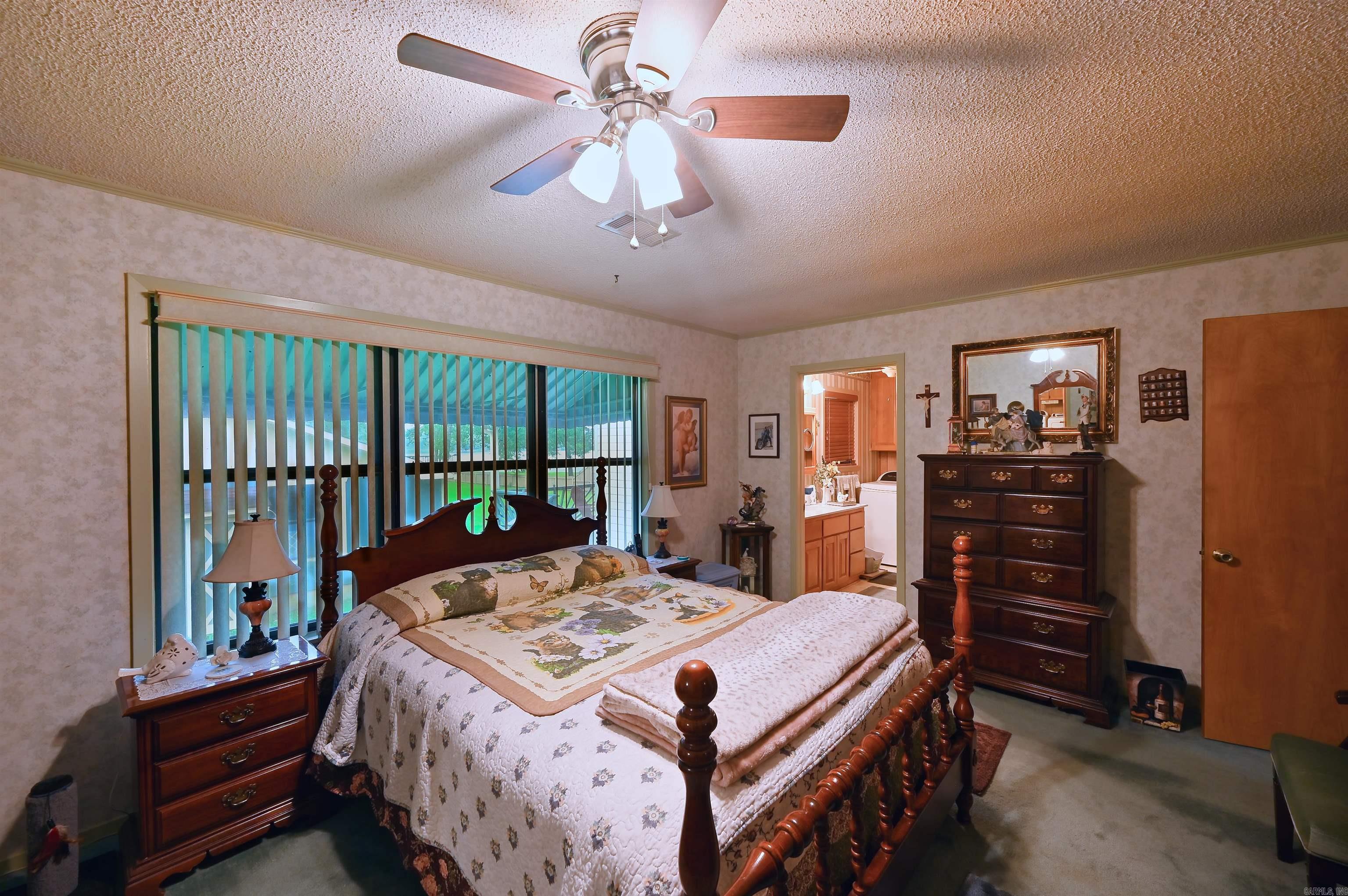 CATHERINE SHORES - Residential