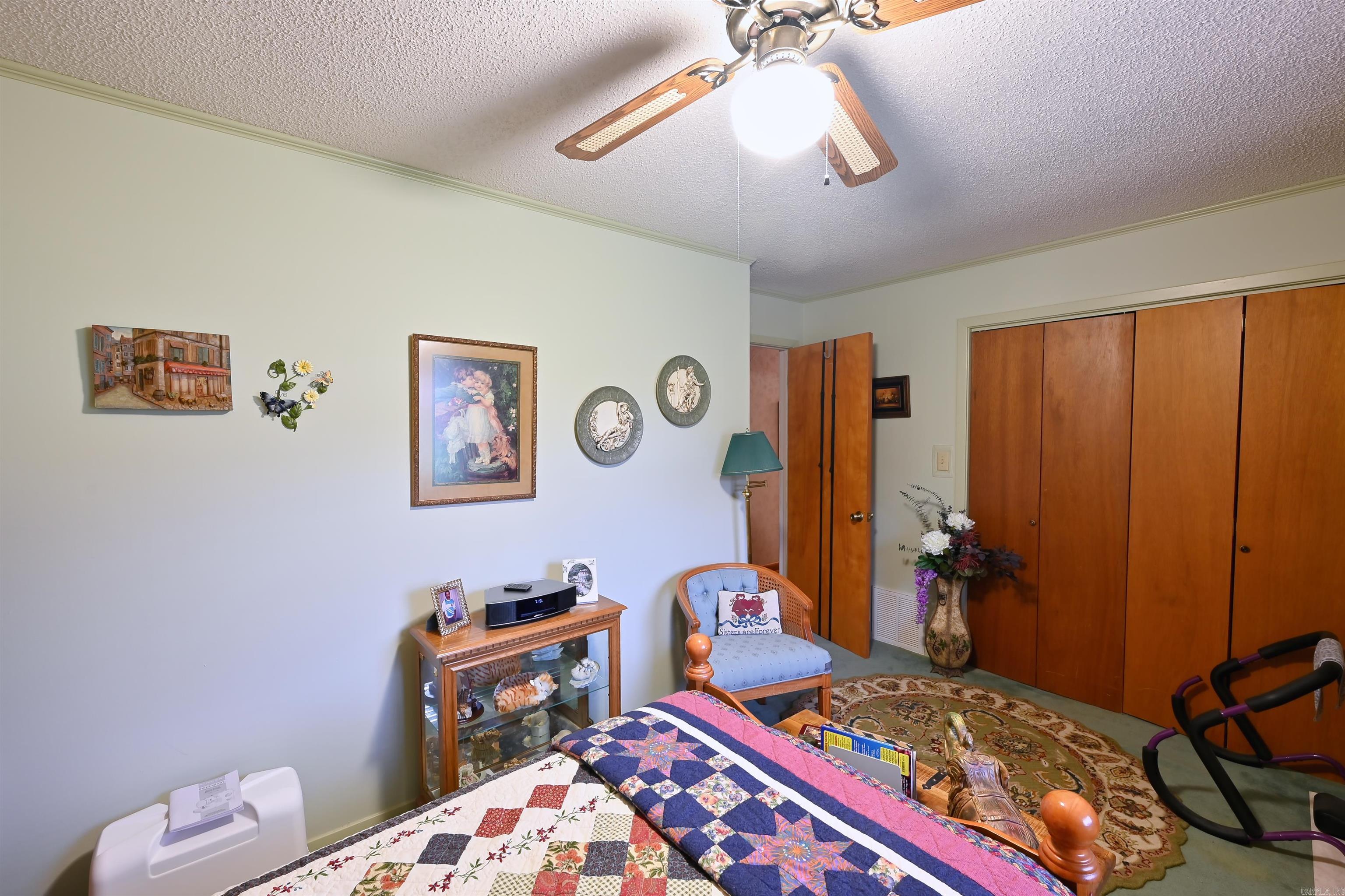 CATHERINE SHORES - Residential