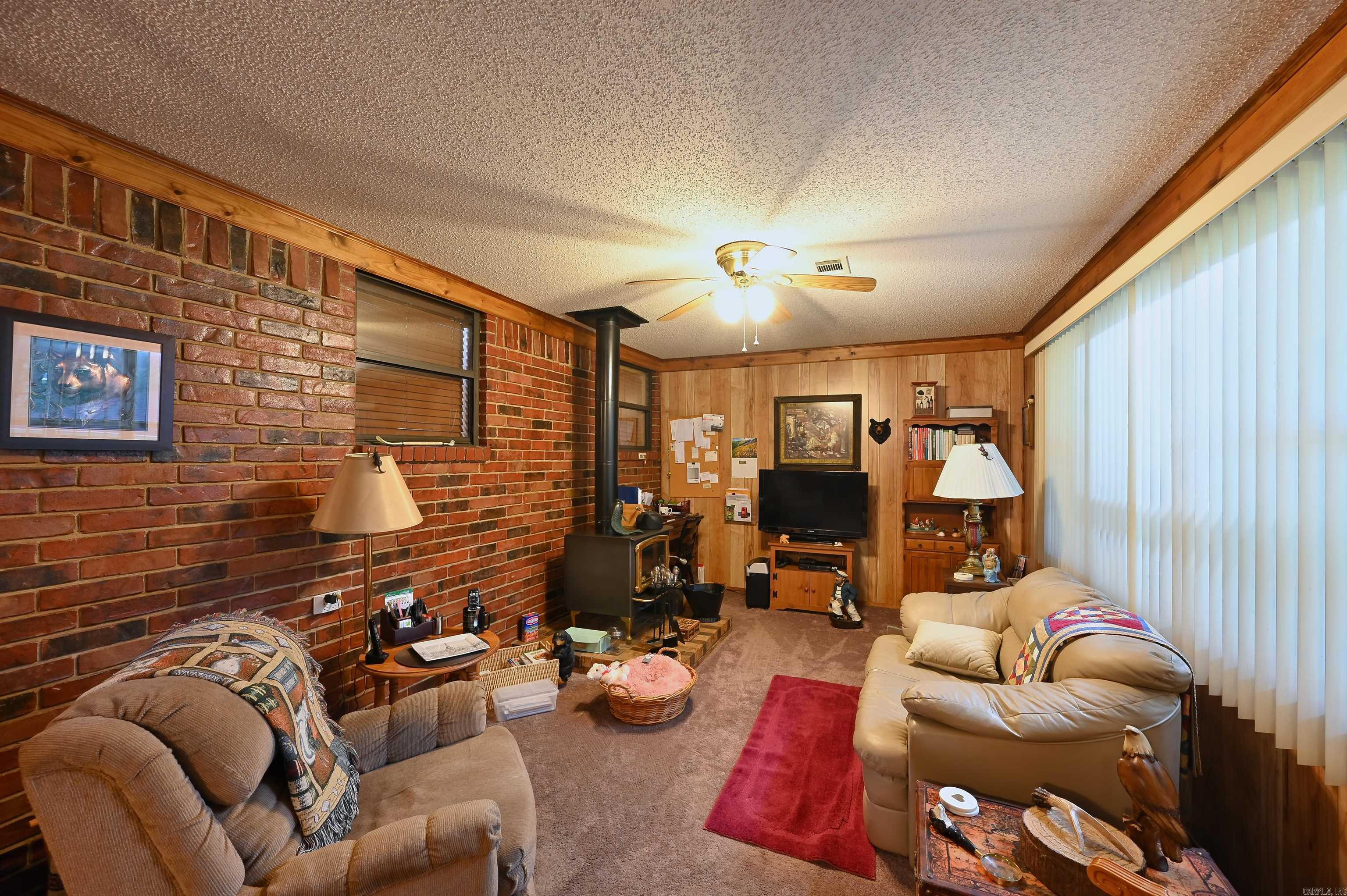 CATHERINE SHORES - Residential