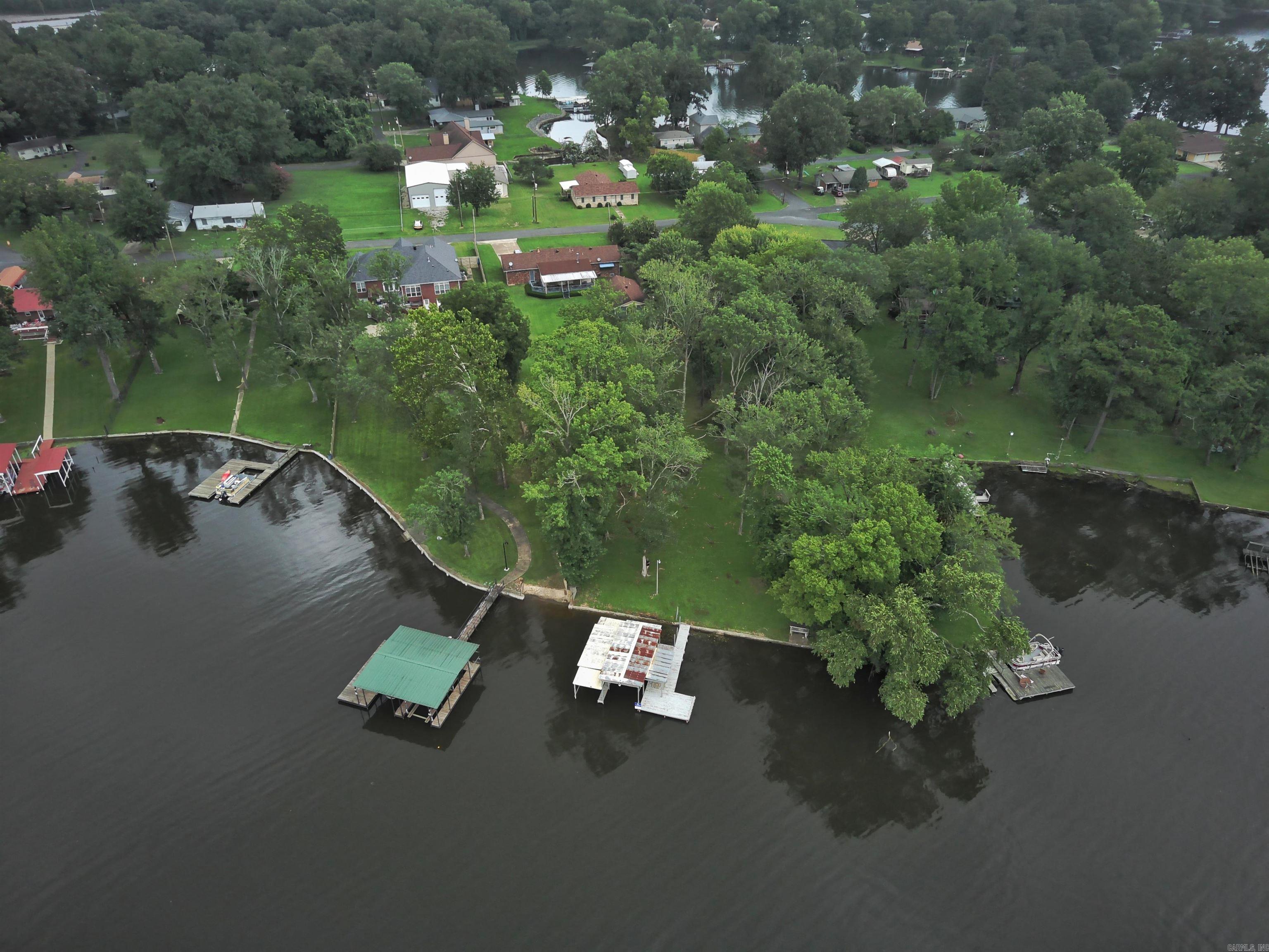 CATHERINE SHORES - Residential