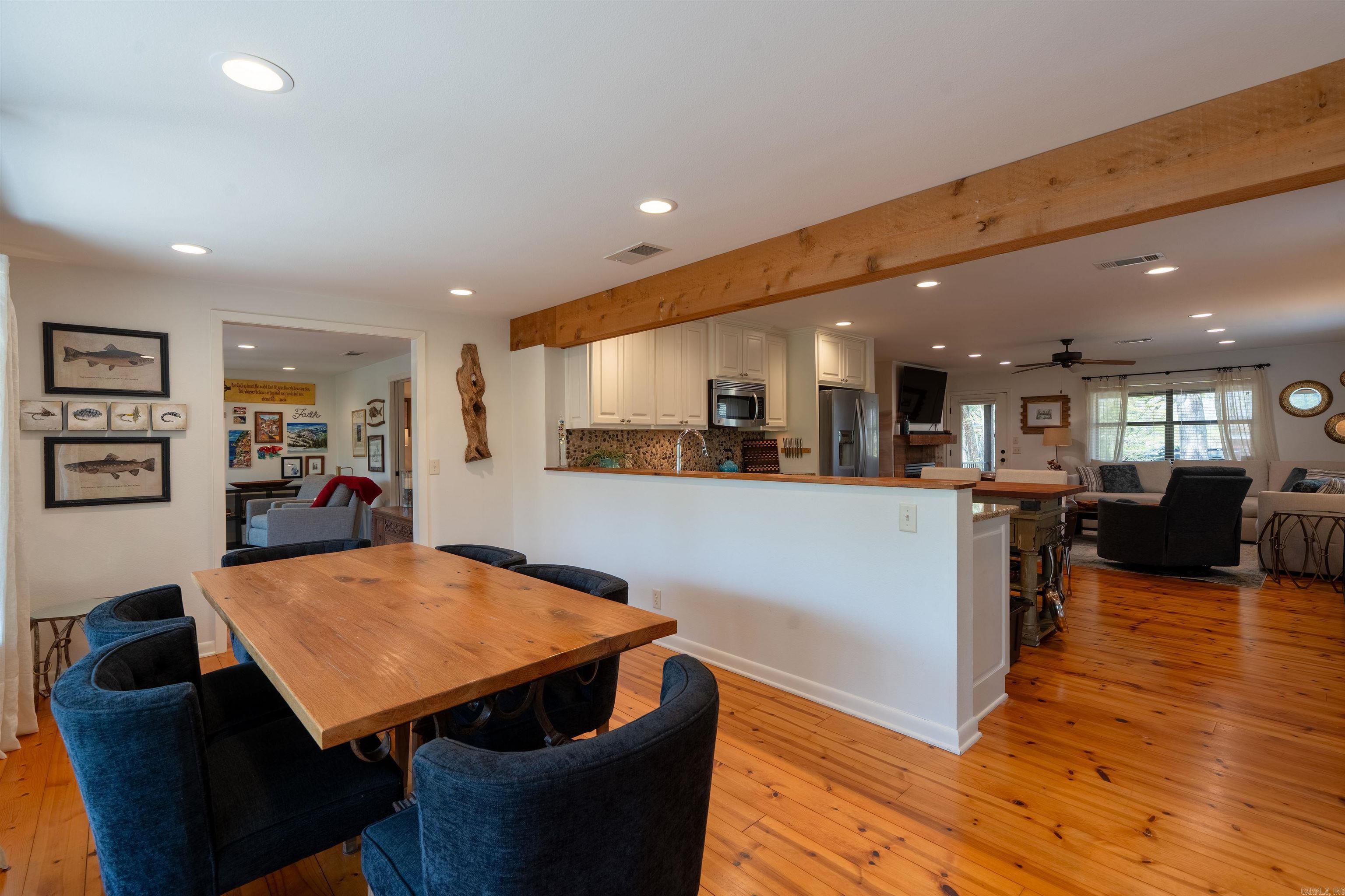 RIVER BEND - Residential