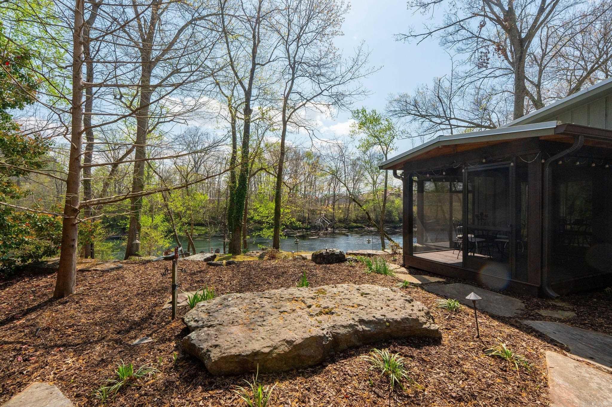 RIVER BEND - Residential