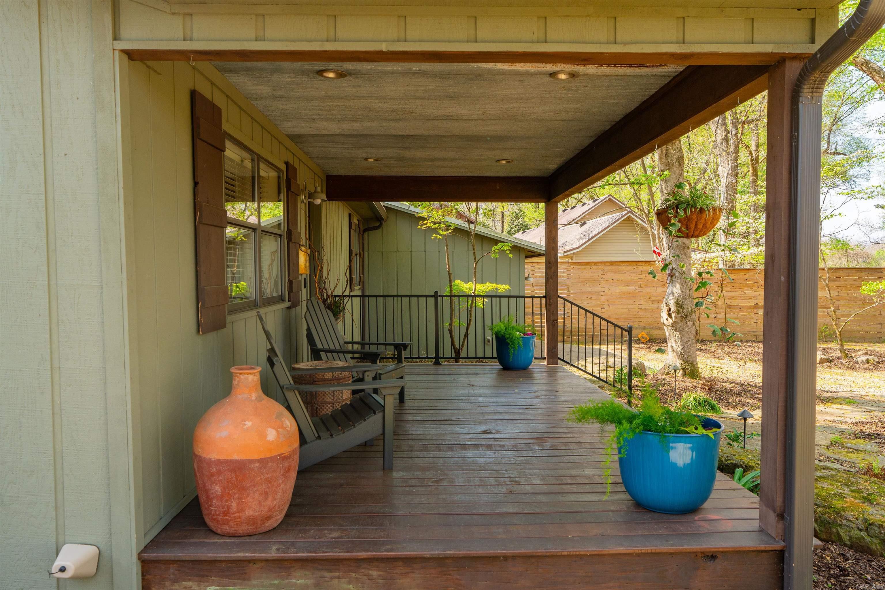 RIVER BEND - Residential