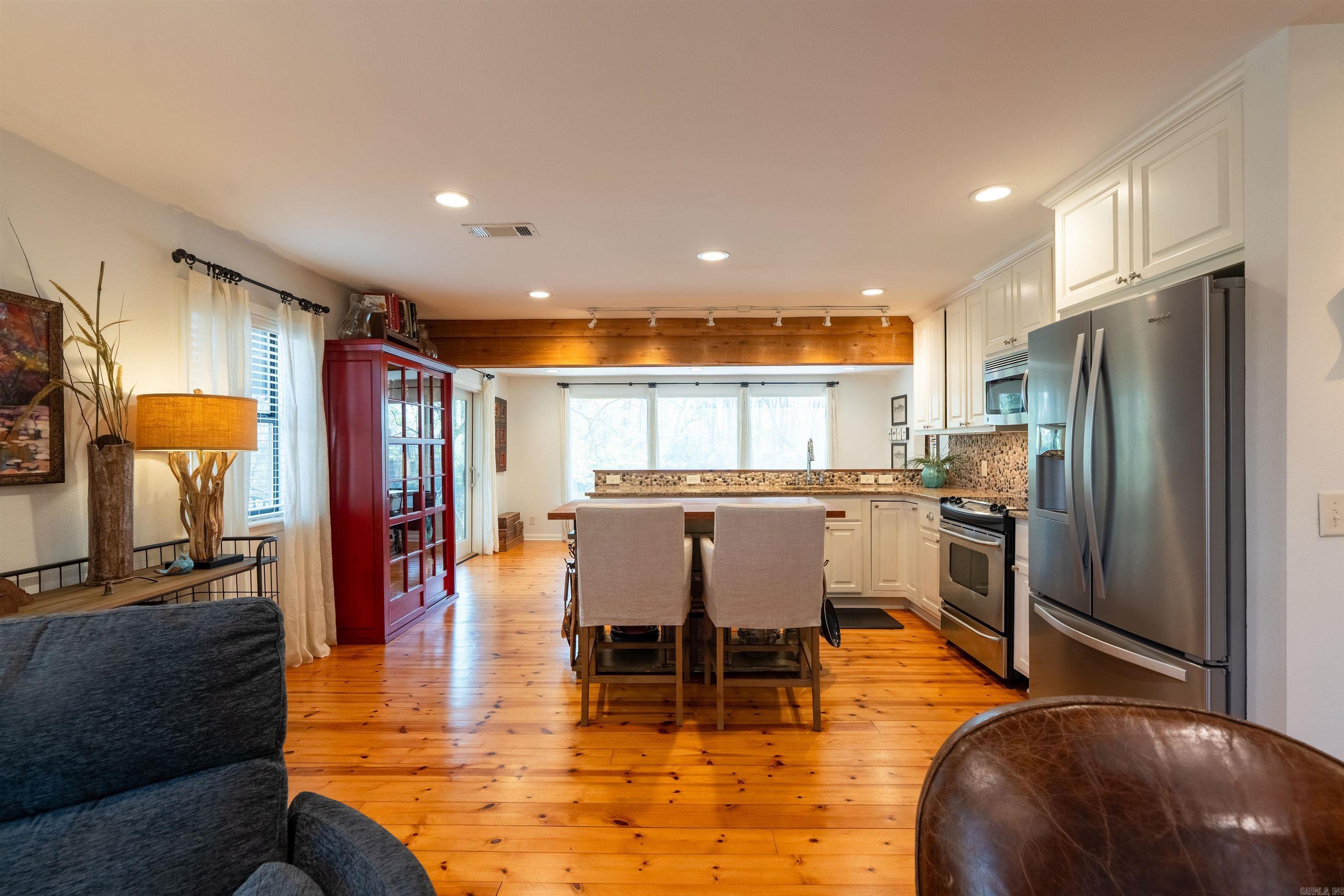 RIVER BEND - Residential