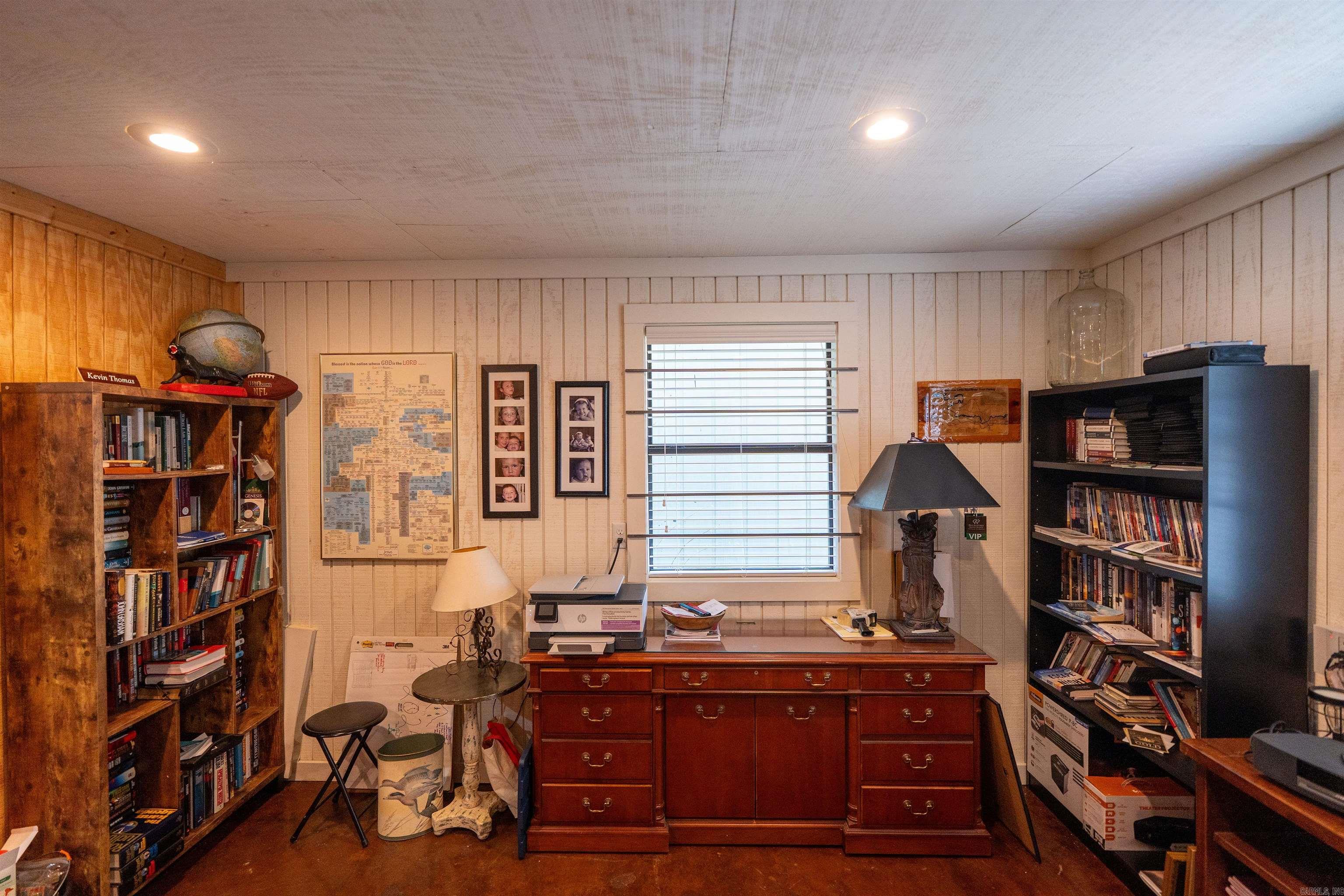 RIVER BEND - Residential