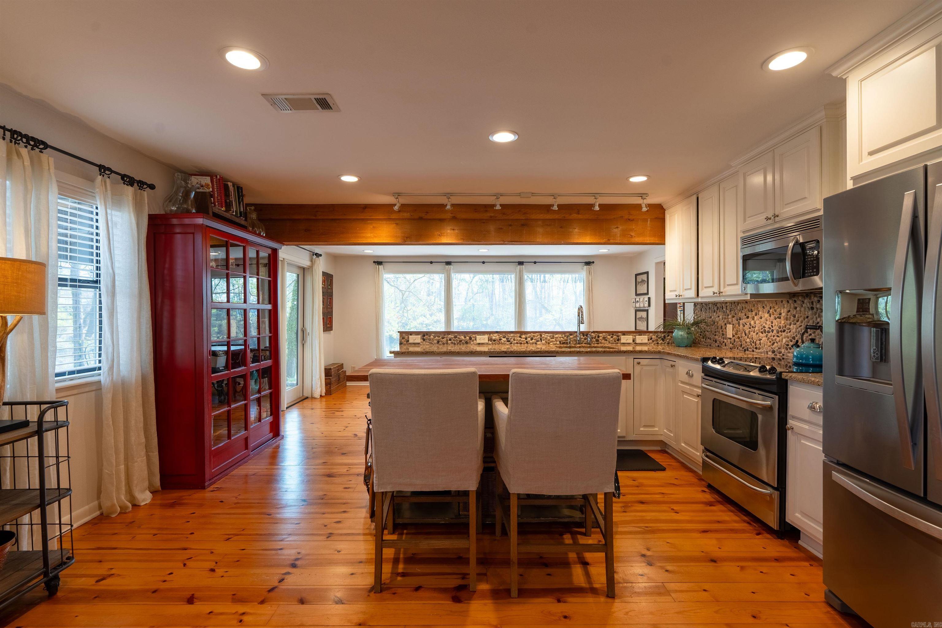 RIVER BEND - Residential