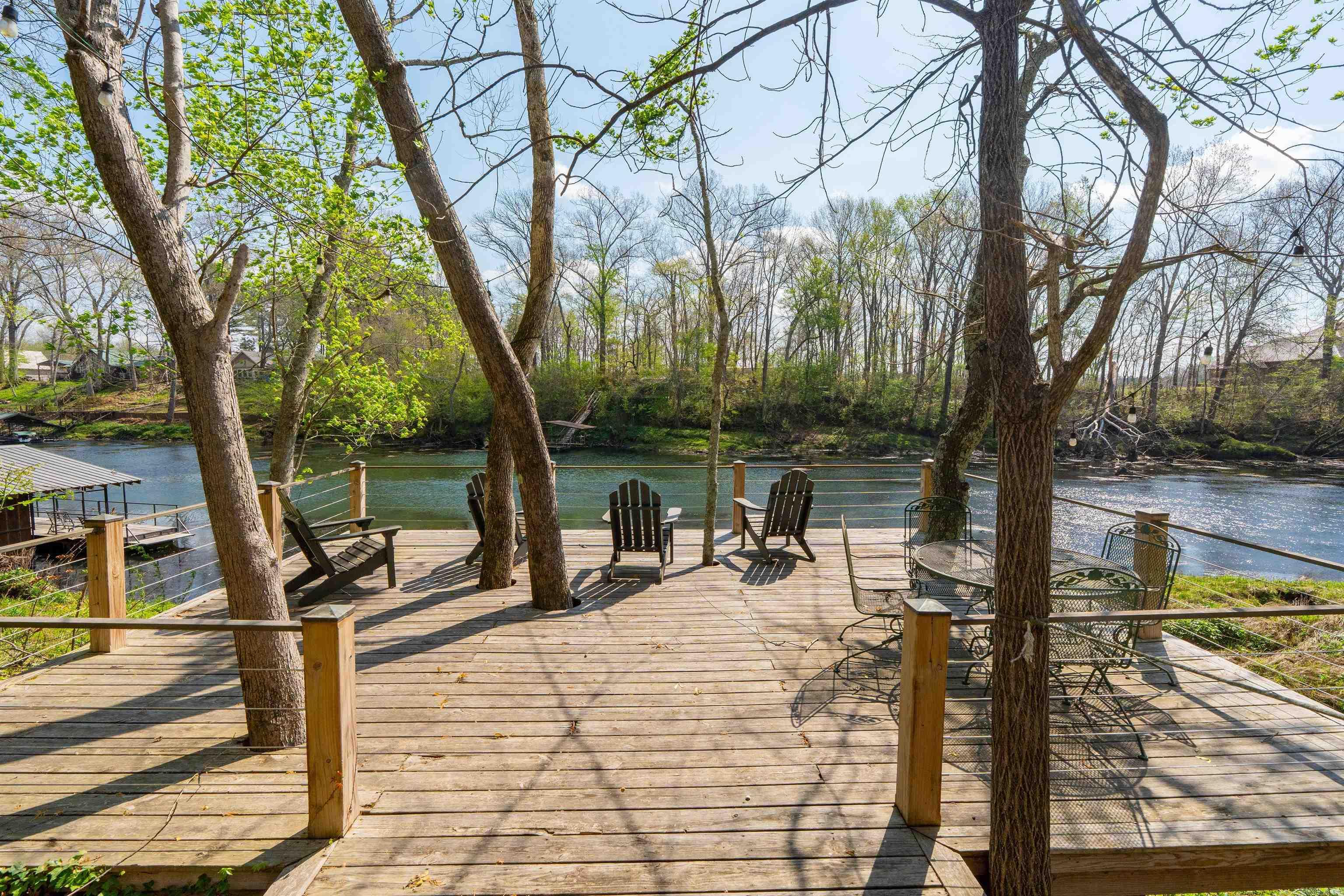 RIVER BEND - Residential