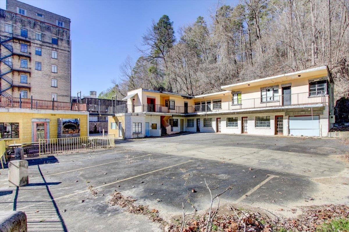 HSR BLK - Commercial Sale