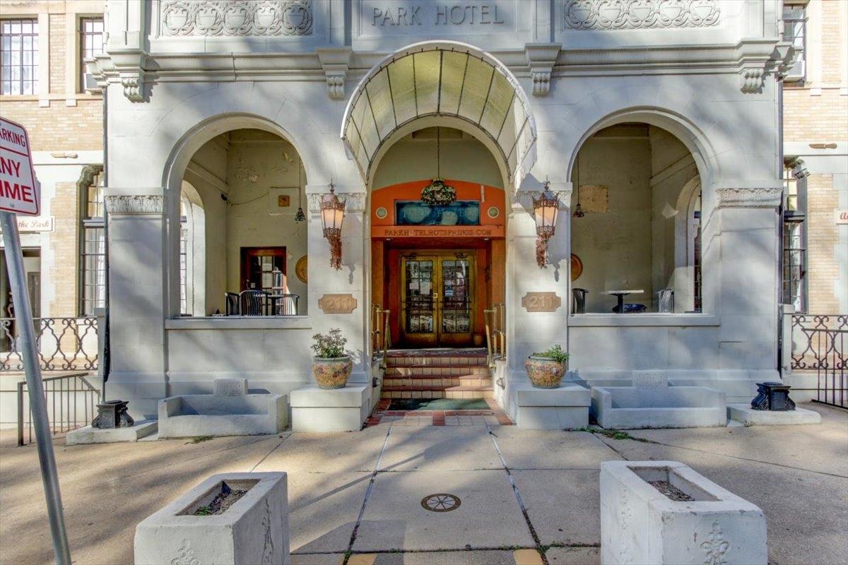 HSR BLK - Commercial Sale