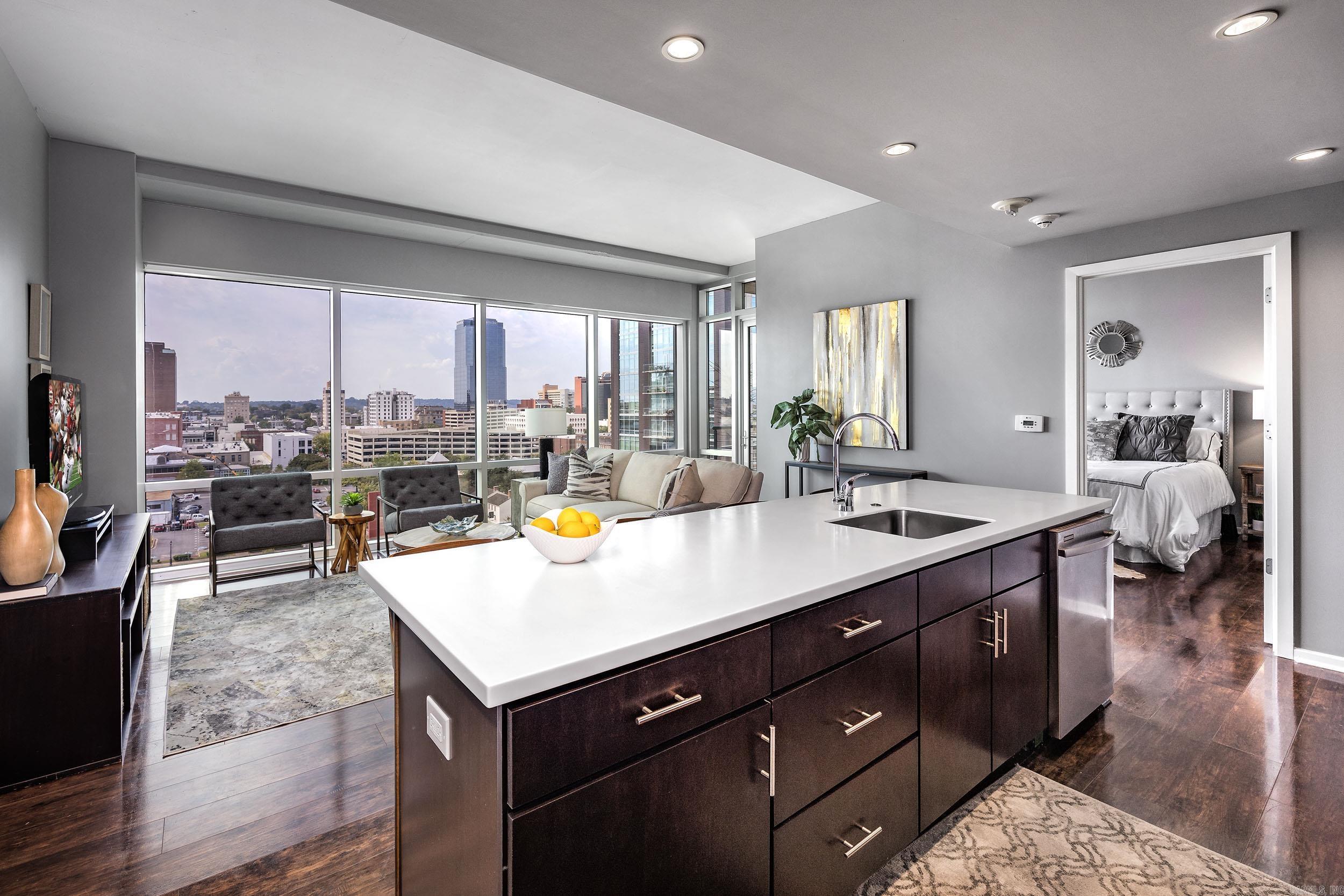 River Market Tower - Residential