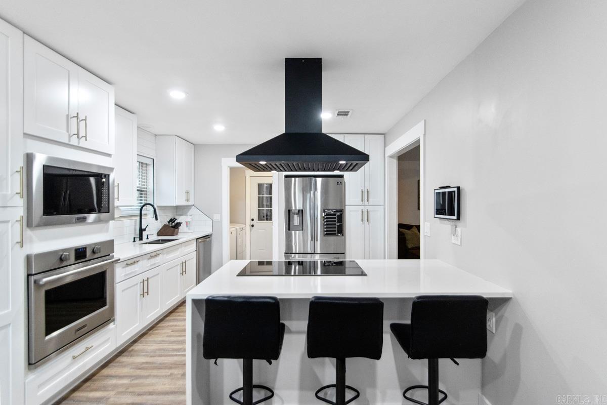 WESTLAKE - Residential