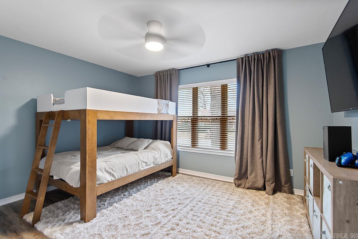 WESTLAKE - Residential