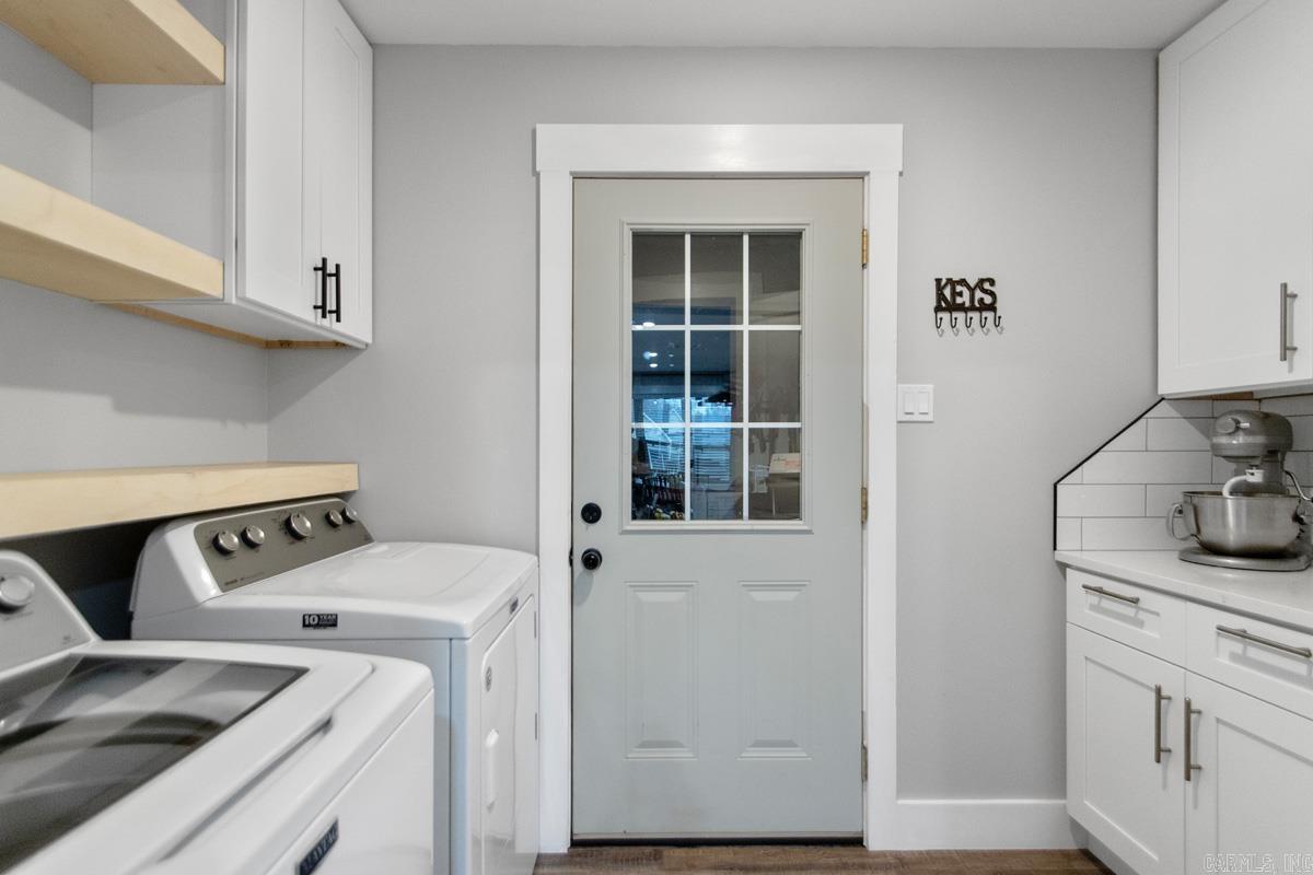 WESTLAKE - Residential