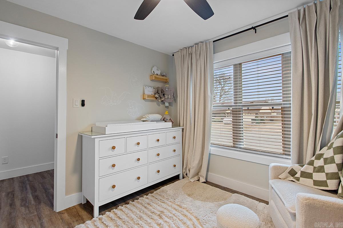 WESTLAKE - Residential