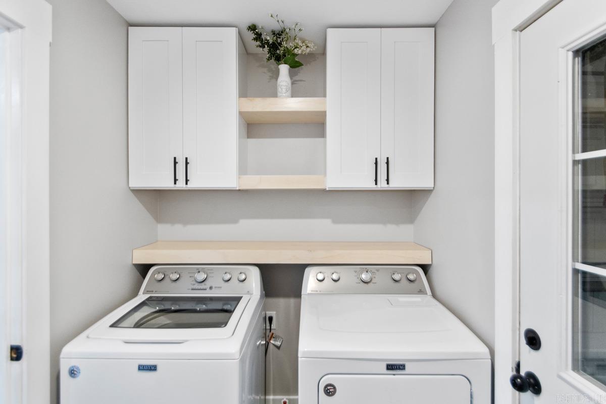 WESTLAKE - Residential