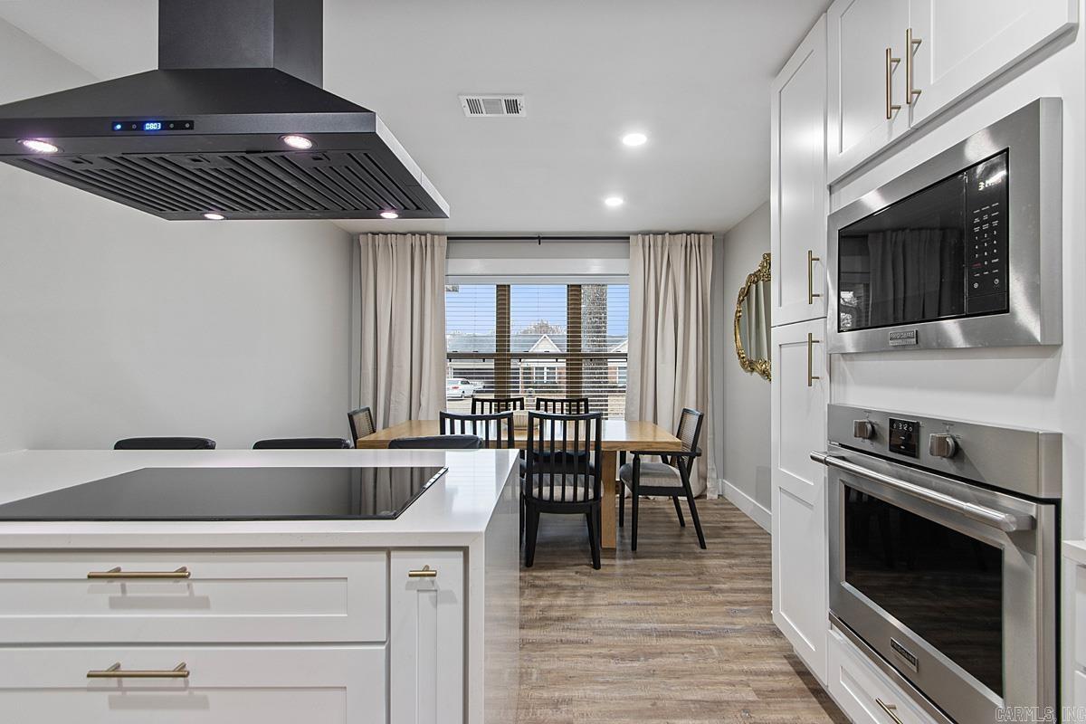 WESTLAKE - Residential