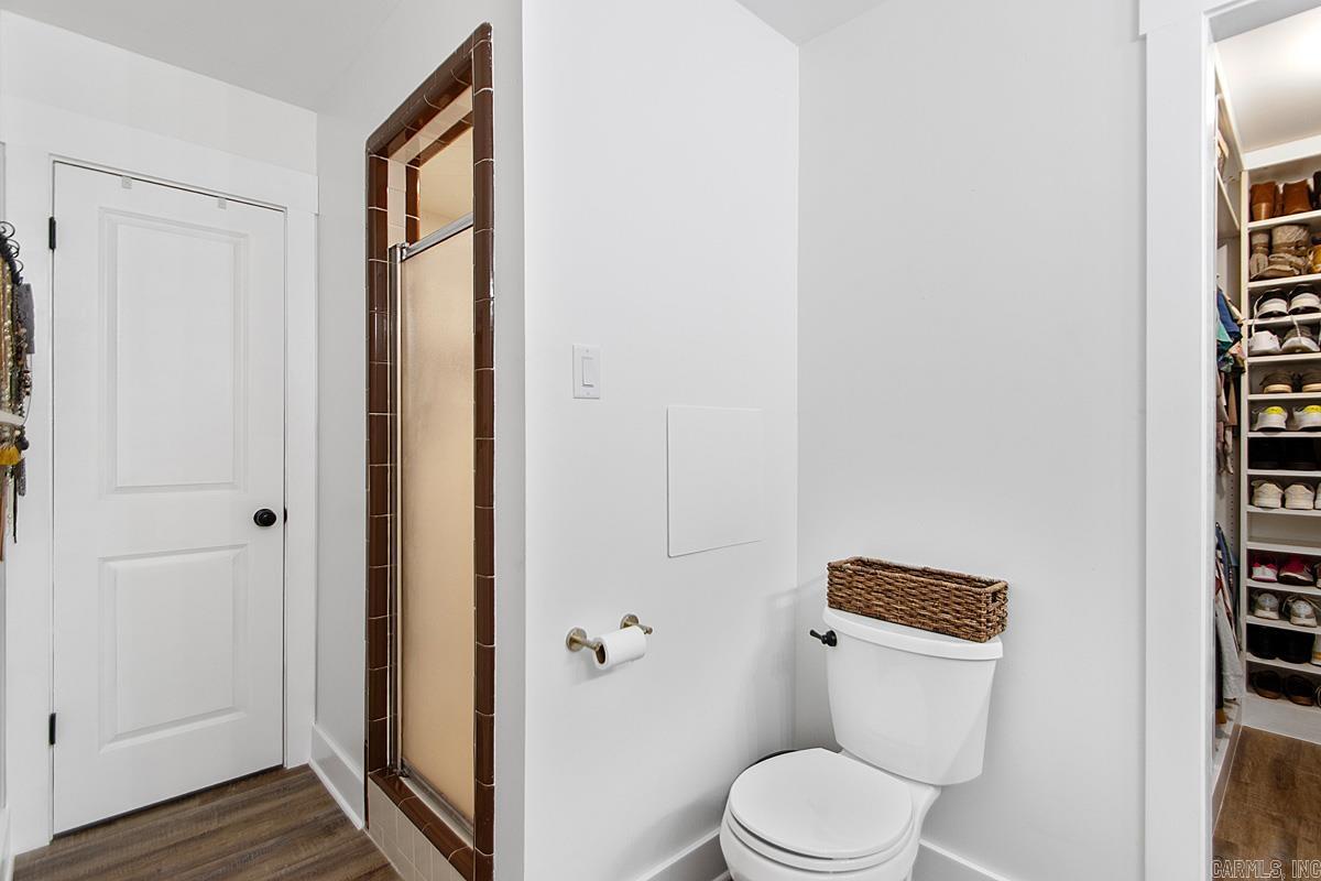 WESTLAKE - Residential