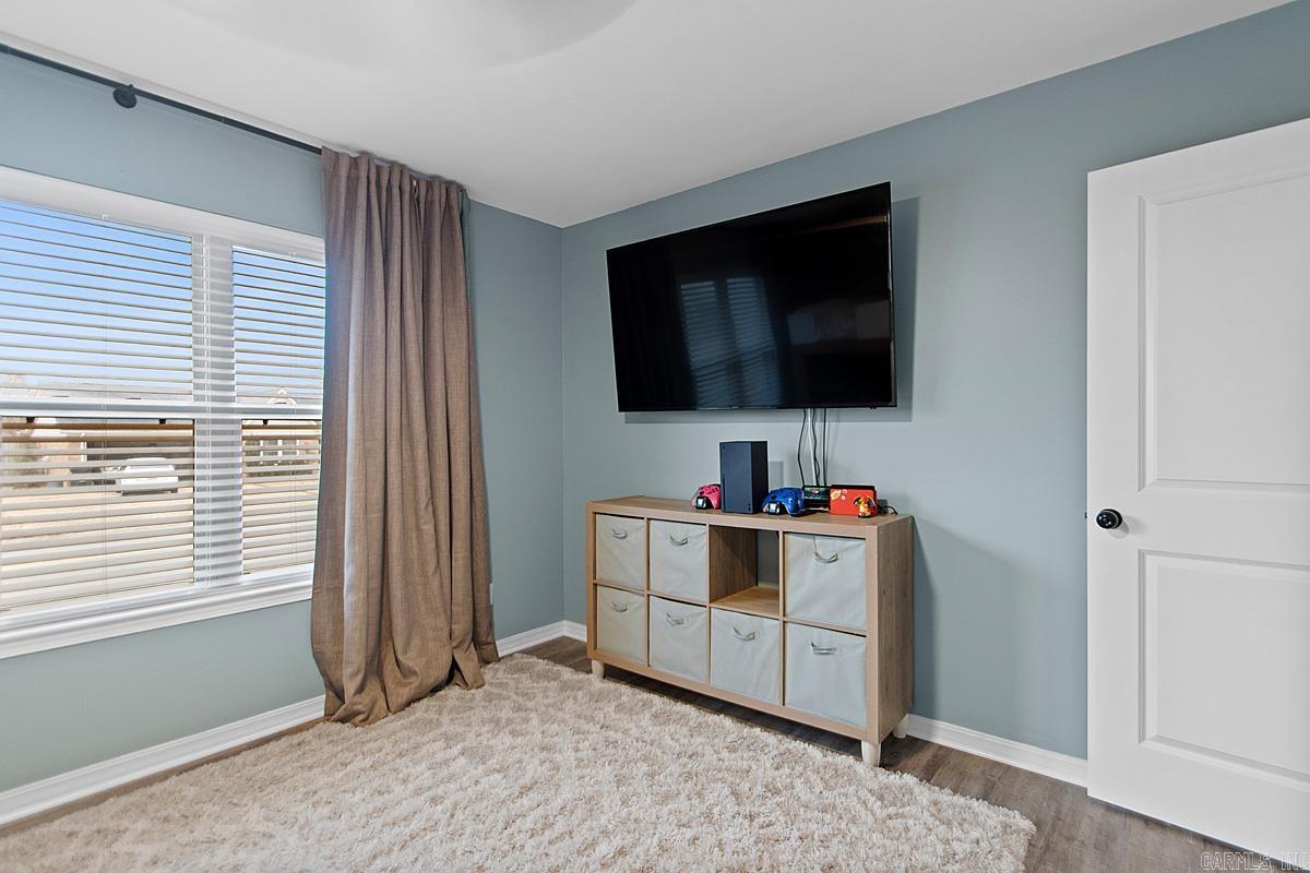 WESTLAKE - Residential