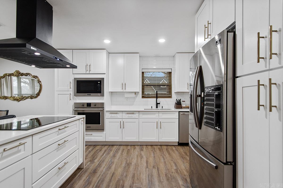 WESTLAKE - Residential