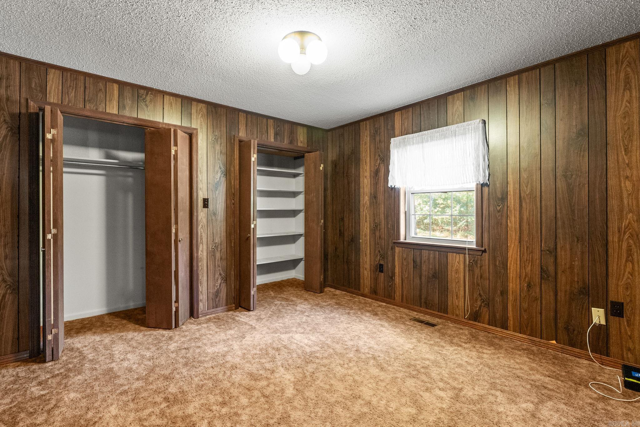 TREASURE HILL - Residential