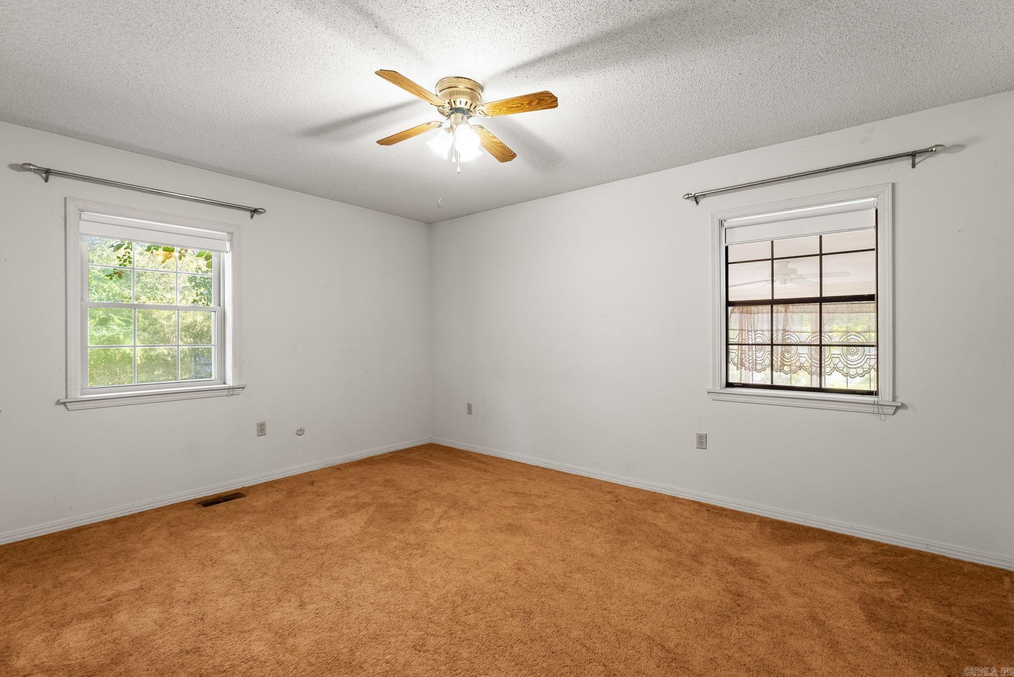 TREASURE HILL - Residential
