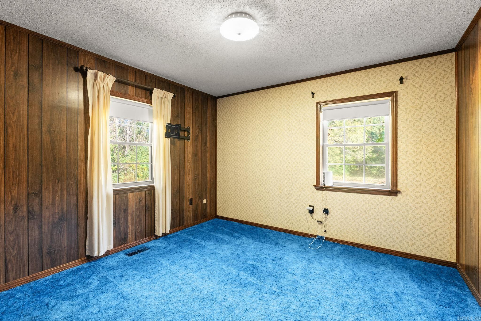 TREASURE HILL - Residential