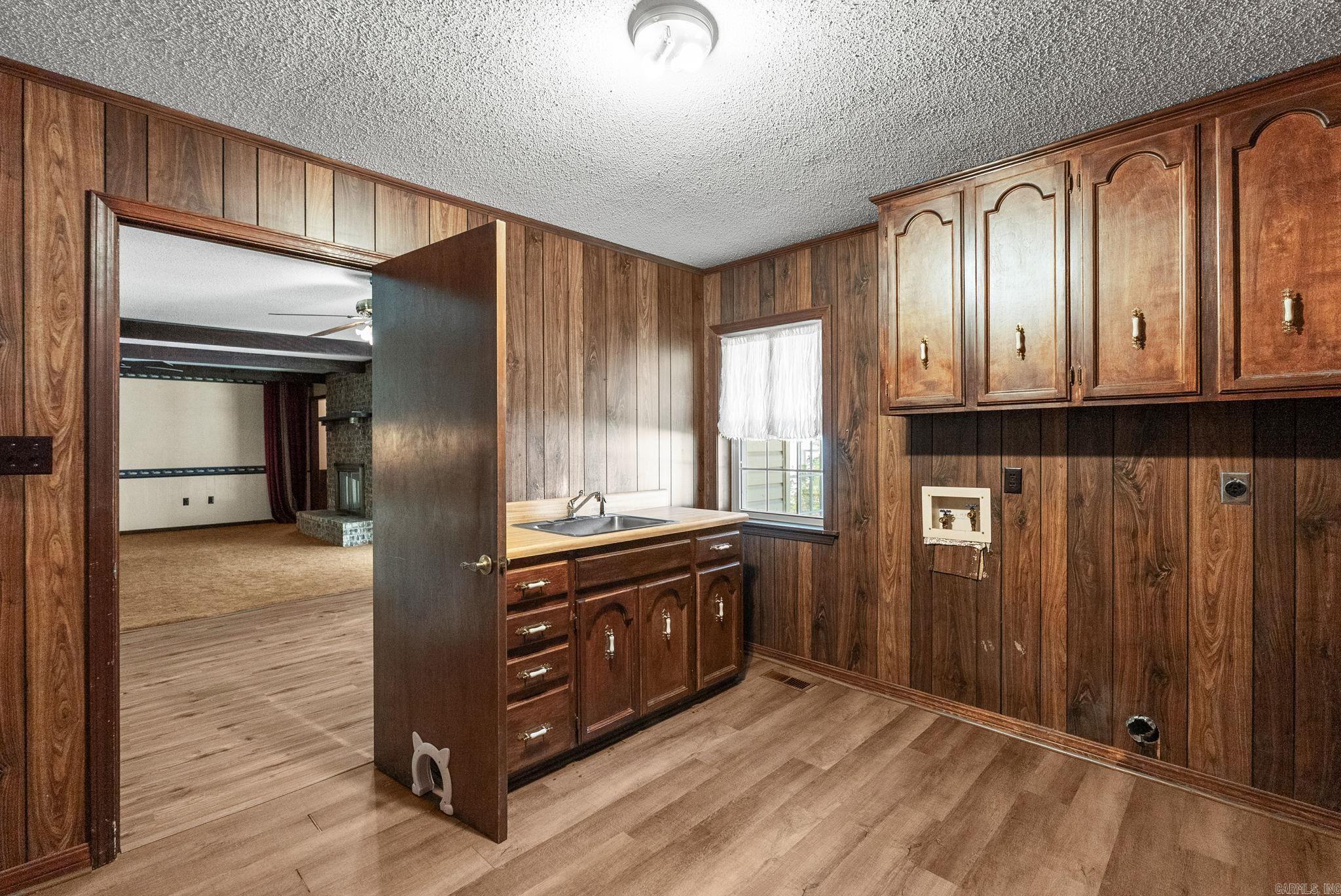 TREASURE HILL - Residential